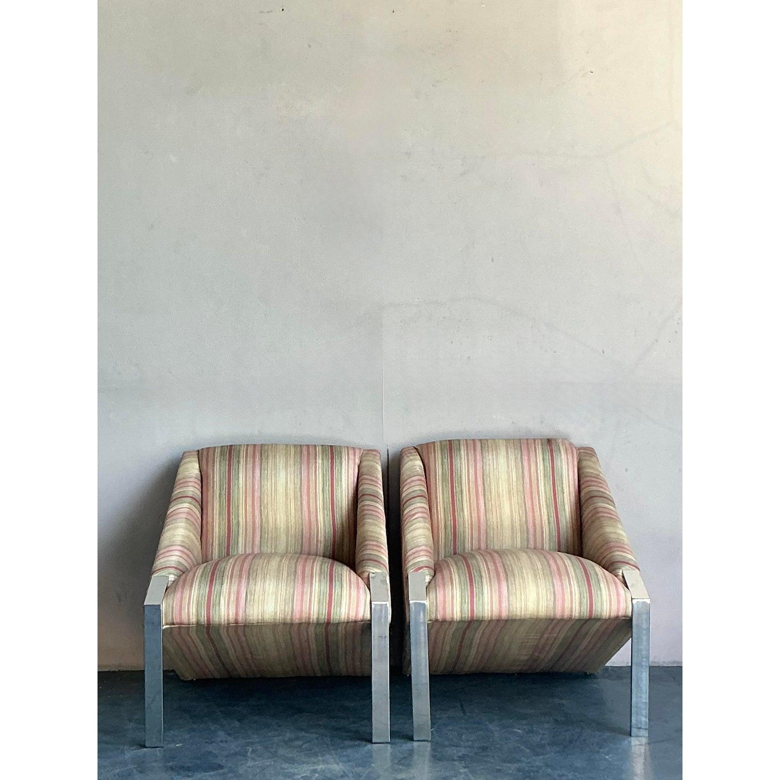 Français Chaises longues vintage Boho en chrome d'après Andree Putnam - une paire en vente