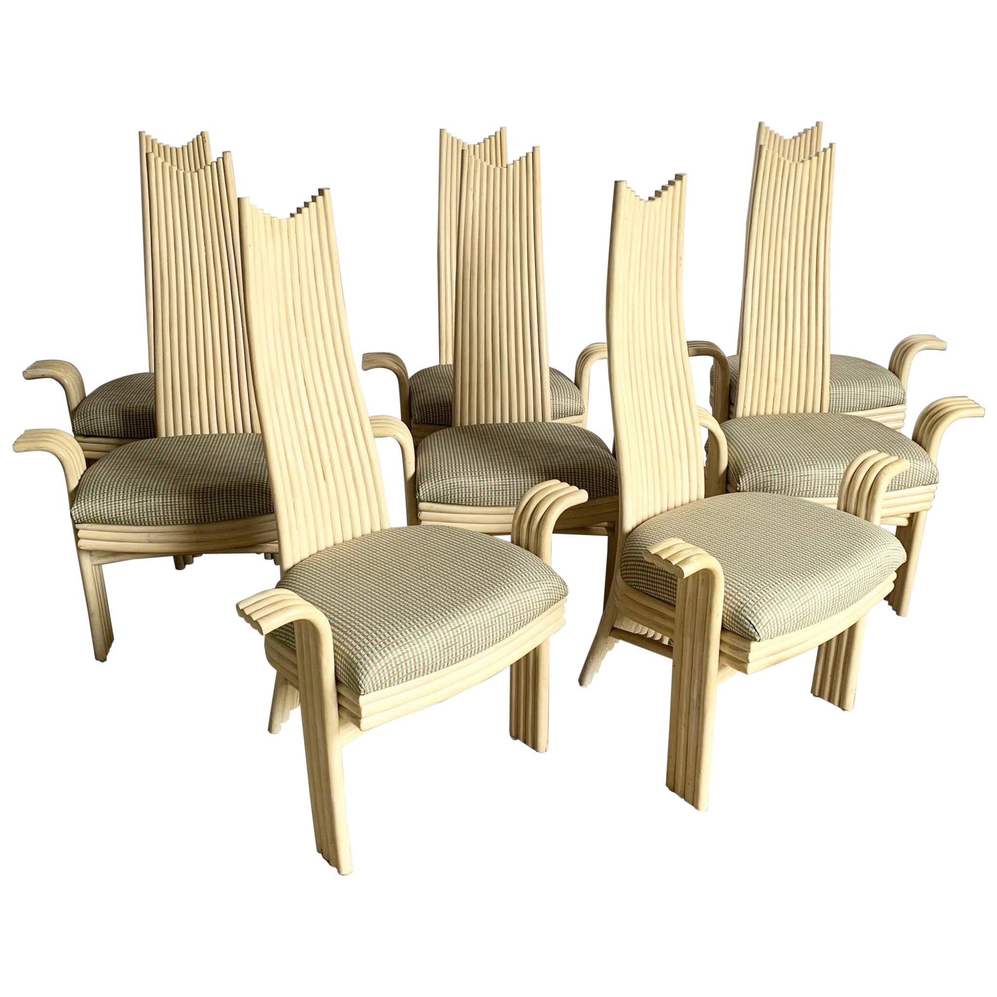 Chaises de salle à manger à haut dossier en rotin sculpté, vintage, boho et côtier - Lot de 8 en vente