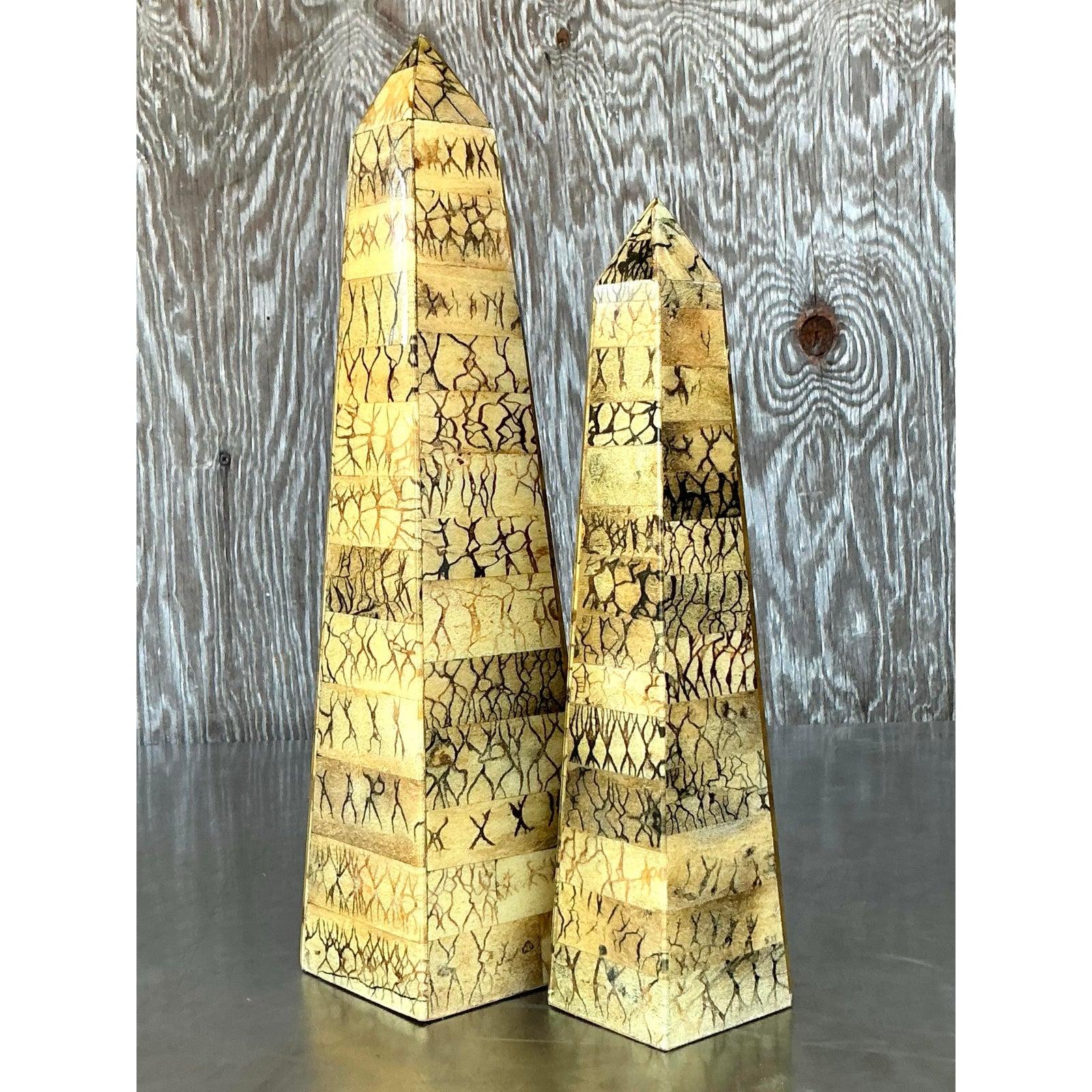 Tribal Obélisques bohèmes vintage en peau de noix de coco - Lot de 2 en vente