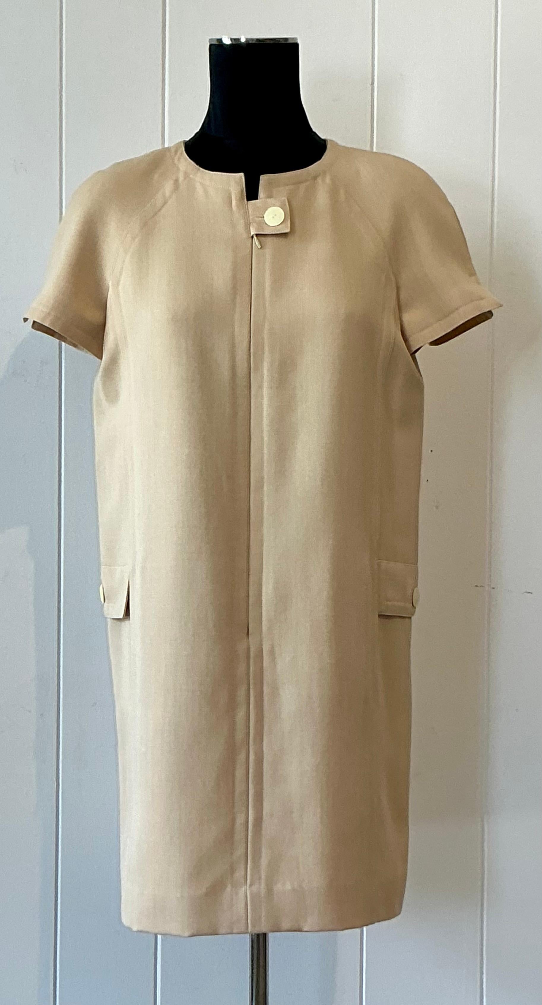 Vintage Boho Courrege Short Sleeve Dress In Good Condition For Sale In West Palm Beach, FL