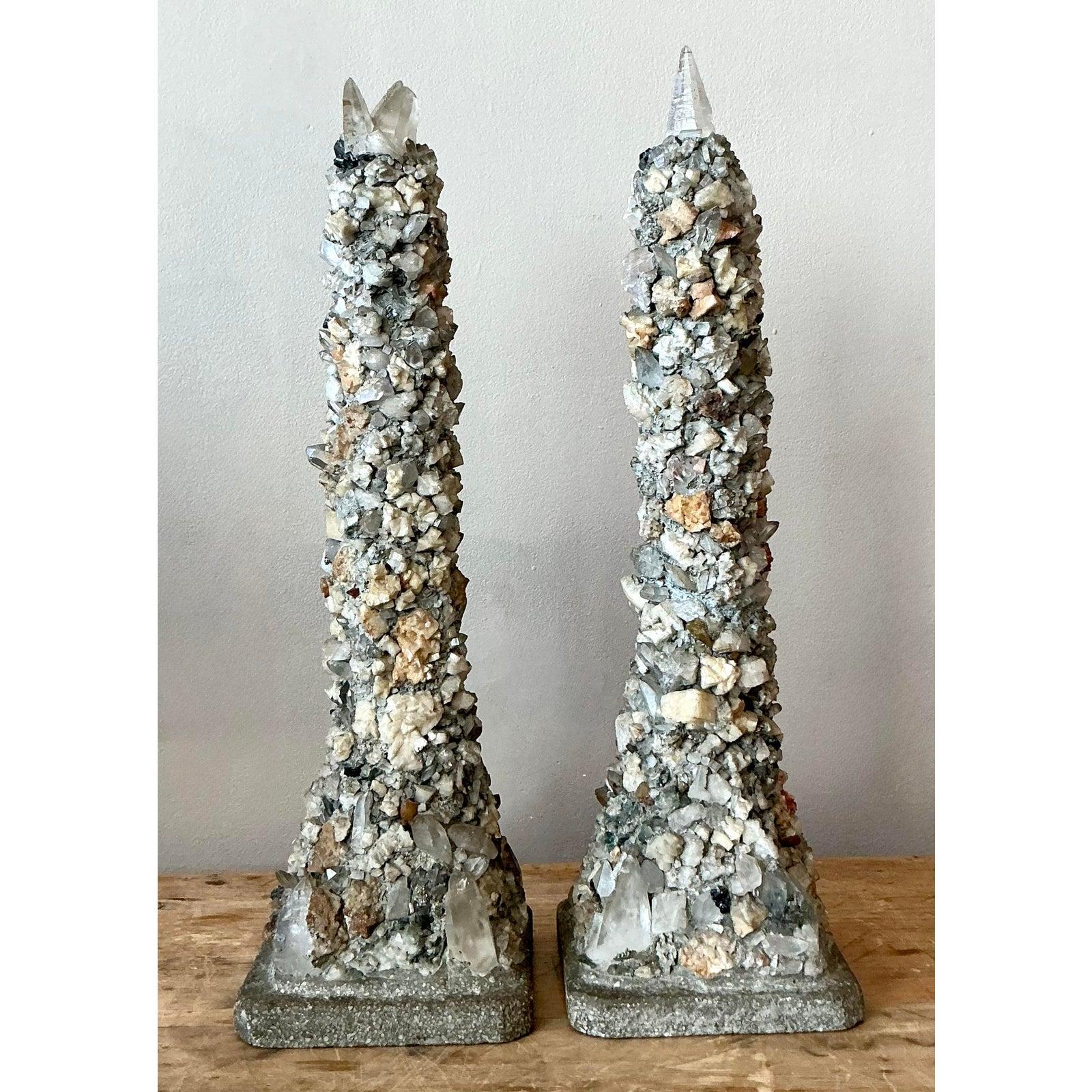 Obelischi incrostati di cristallo vintage Boho - Una coppia in vendita 1