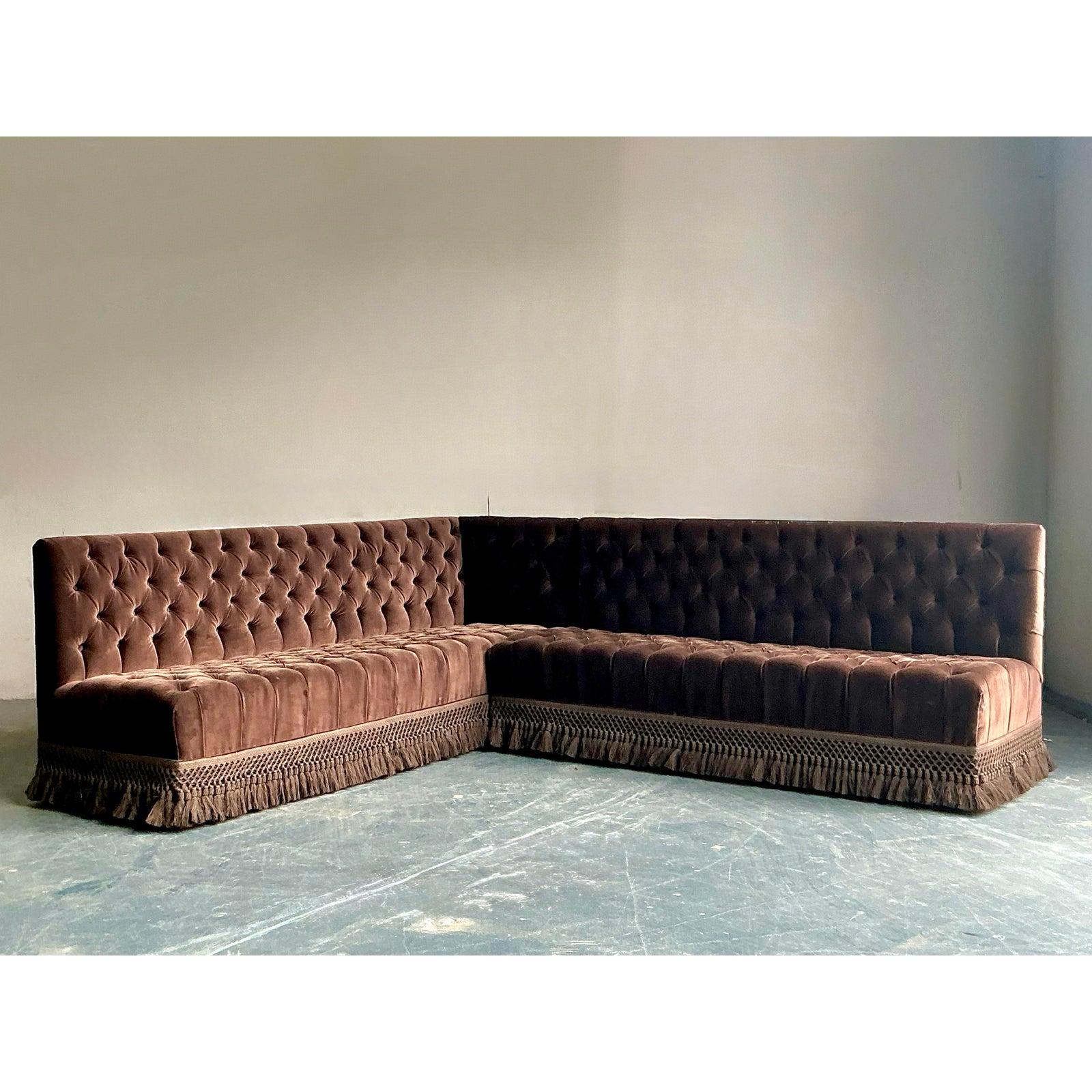 Sezionale in velluto su misura Schumacher Vintage By in vendita 2