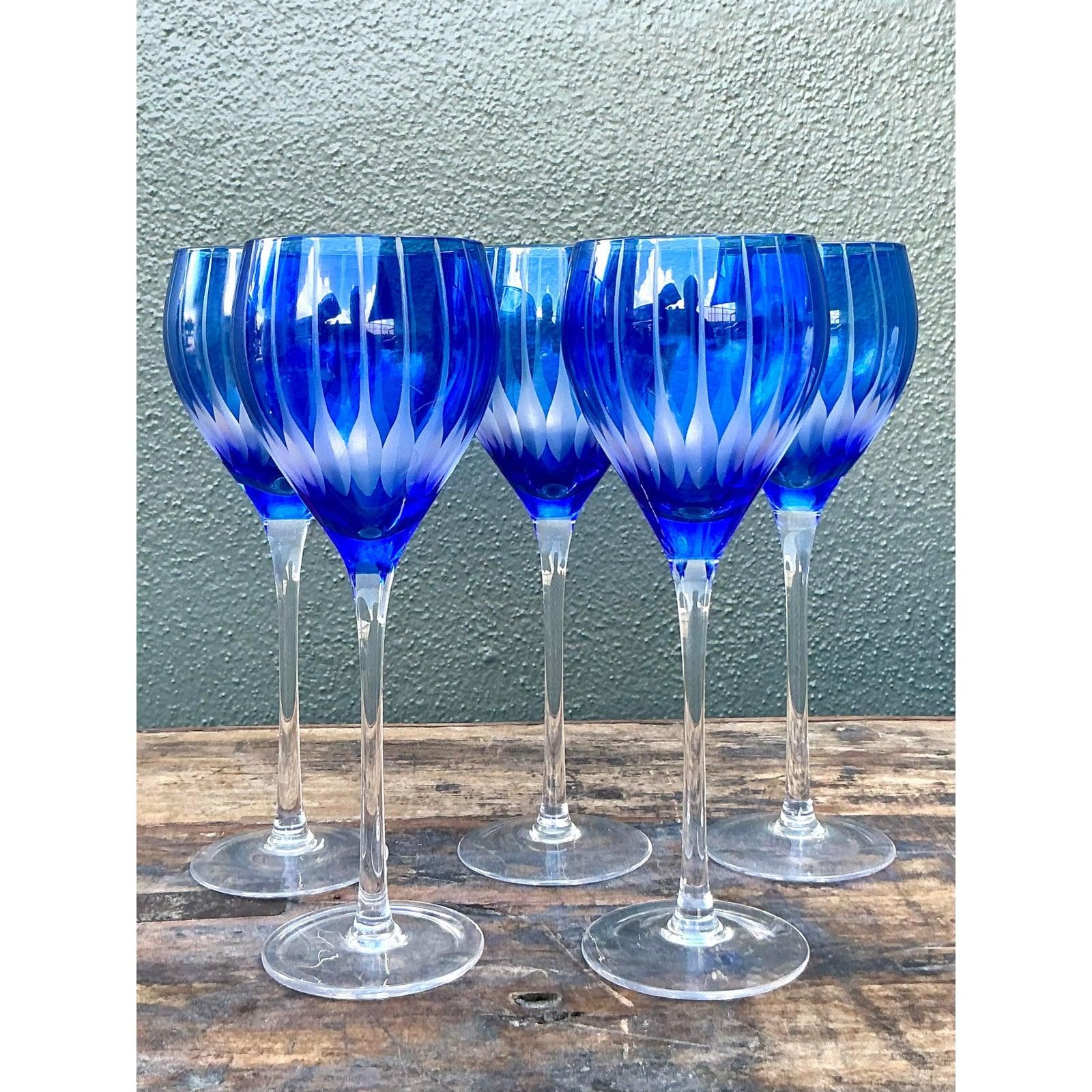 Vintage Boho Schliff Kristall Blau Kelche - Satz von 5 (Moderne der Mitte des Jahrhunderts) im Angebot