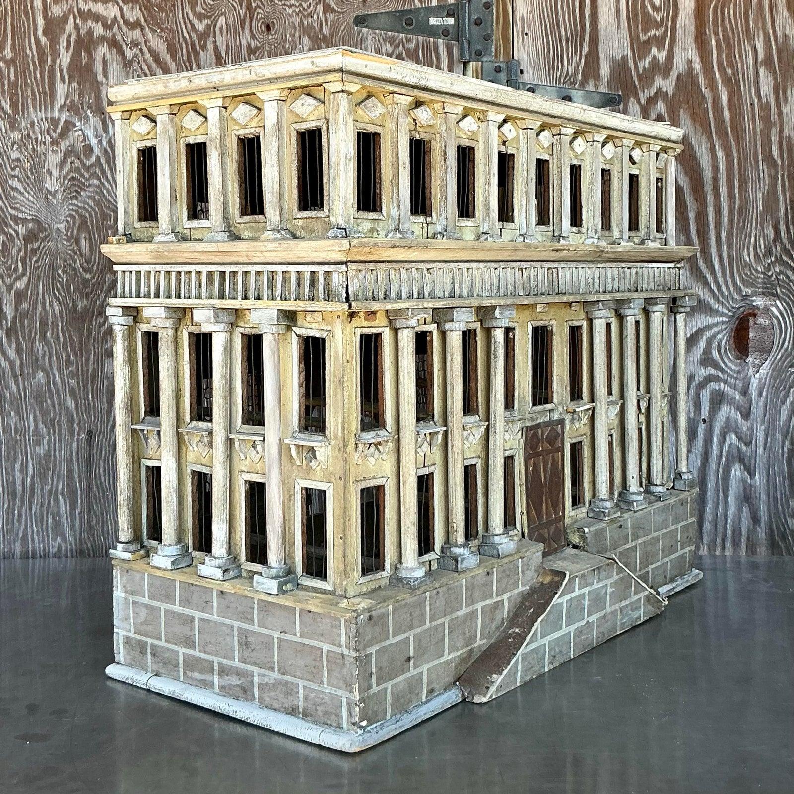 20ième siècle Vintage Boho Distressed Architectural Model en vente