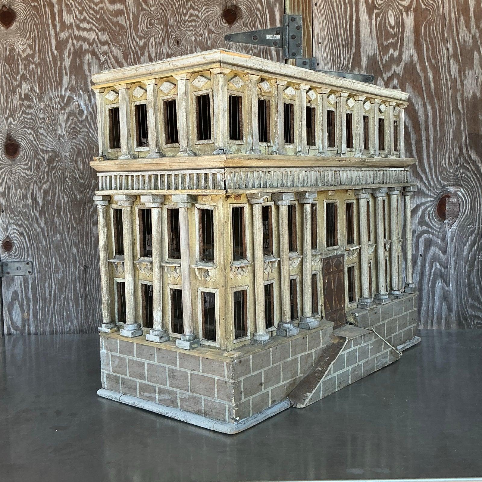 Vintage Boho Distressed Architectural Model en vente 2
