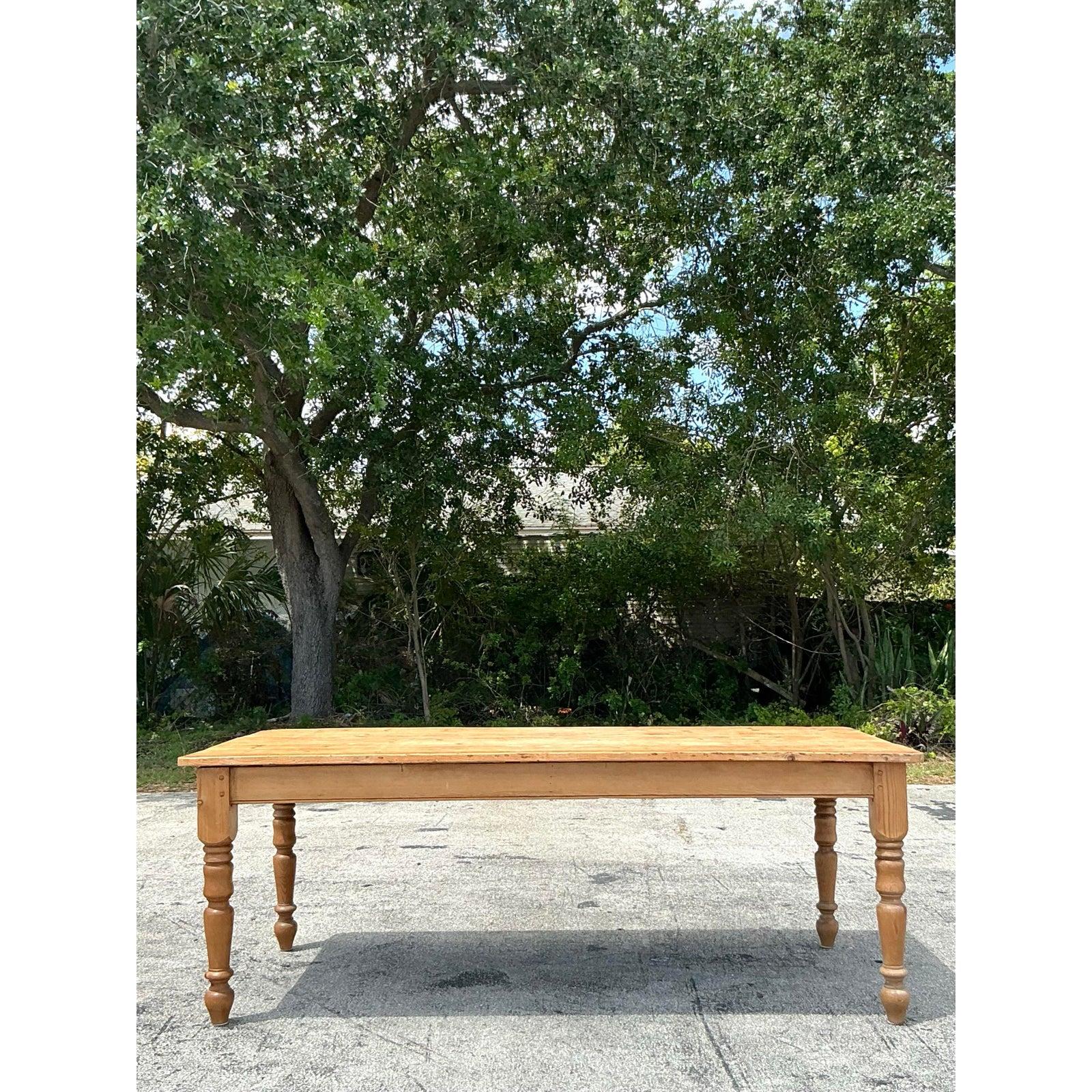 Table de ferme Vintage Boho Distressed en vente 2