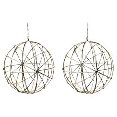 Sfera di ferro vintage e distorta - Una coppia