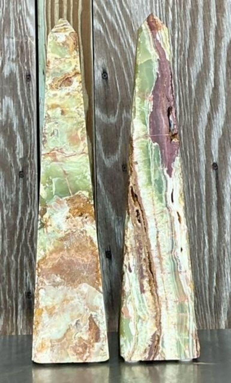 Obélisques en Opale Vintage Boho Distressed - une paire en vente 2