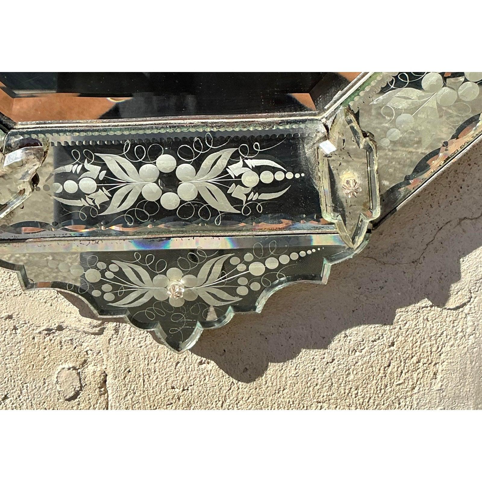 italien Miroir vénitien vintage boho en verre vieilli en vente