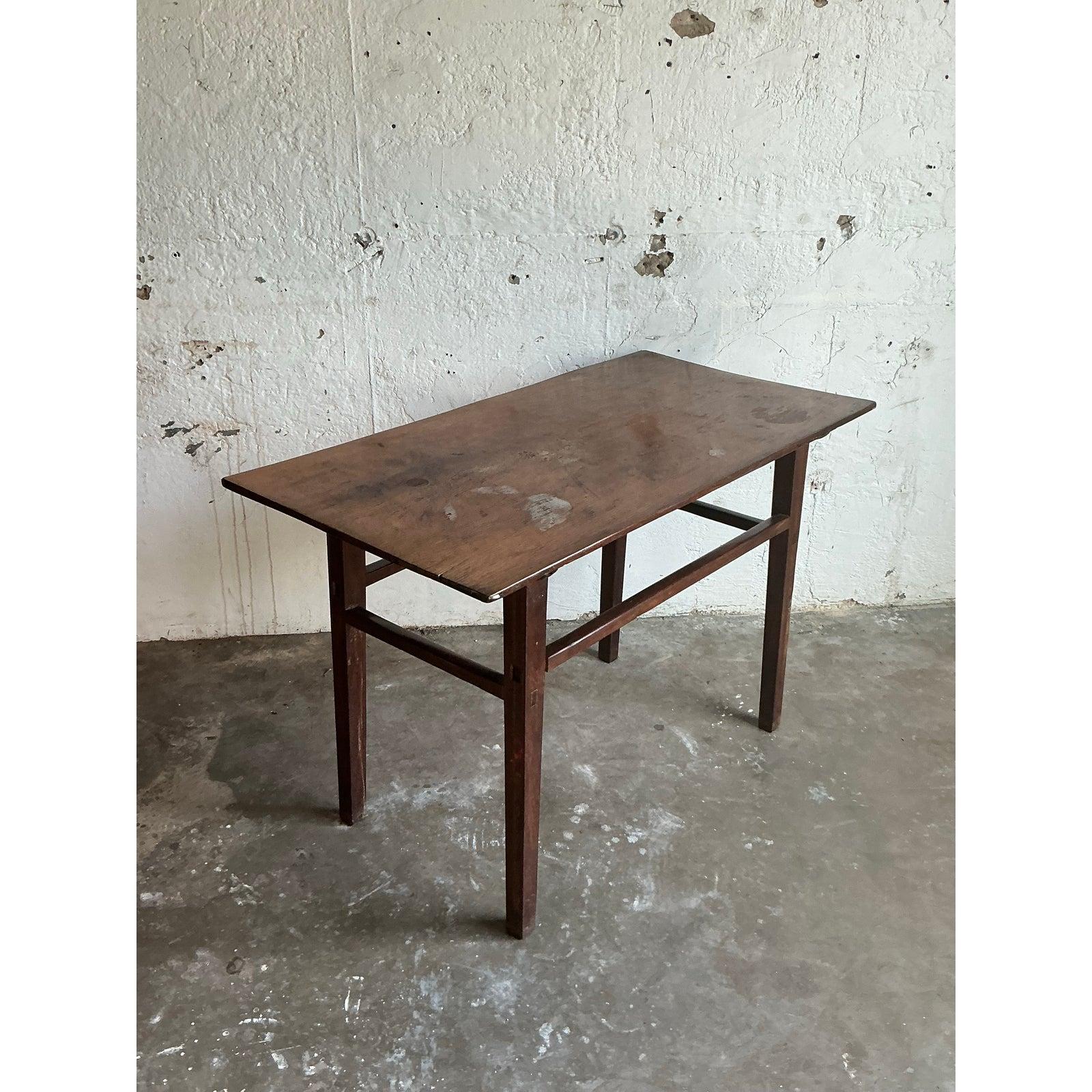 Tavolo consolle in legno vintage bohémien e invecchiato in vendita 5