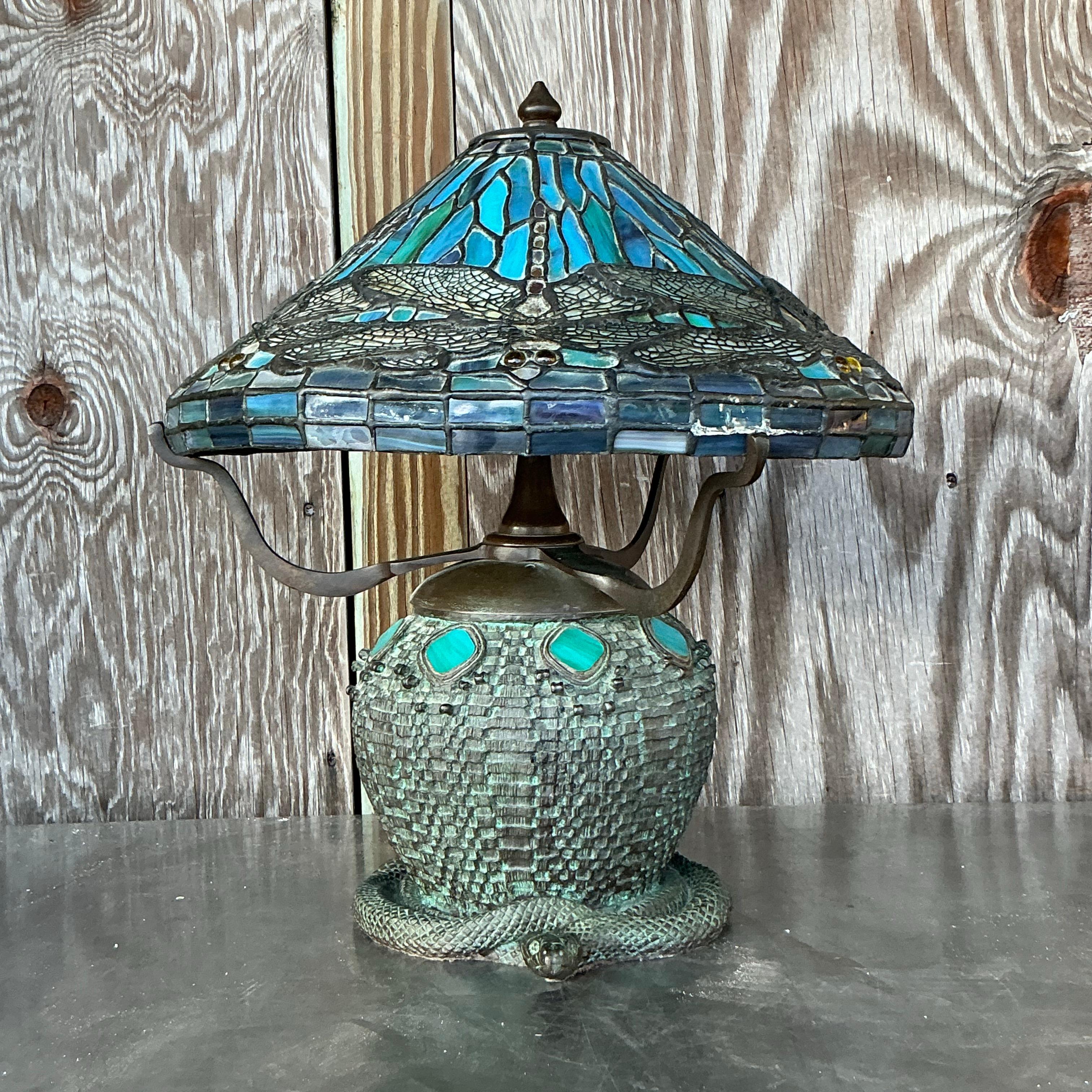 Lampe Boho en verre libellule vintage d'après Tiffany Bon état - En vente à west palm beach, FL