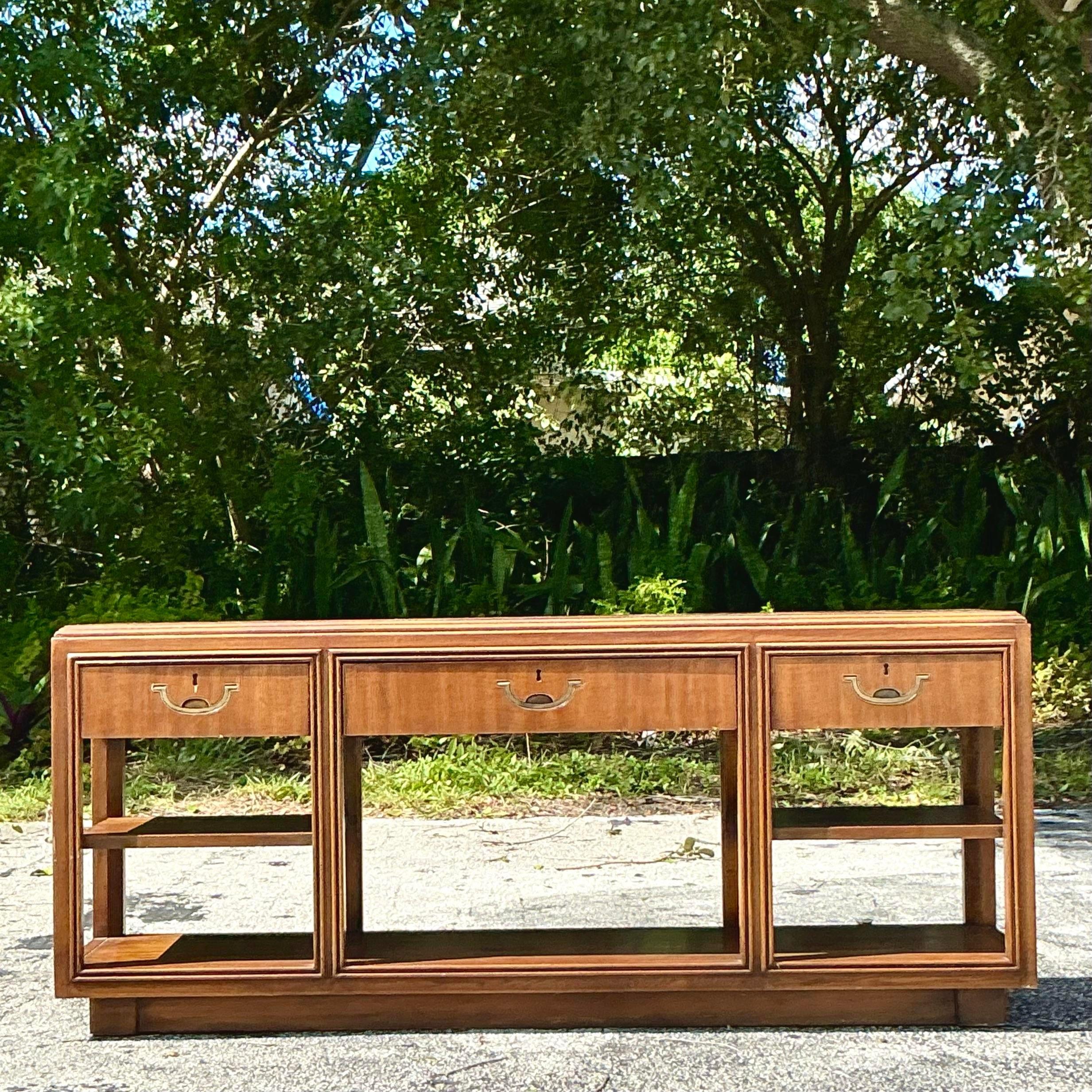 Vintage Boho Drexel Heritage Campaign Console Table In Good Condition In West Palm Beach, FL