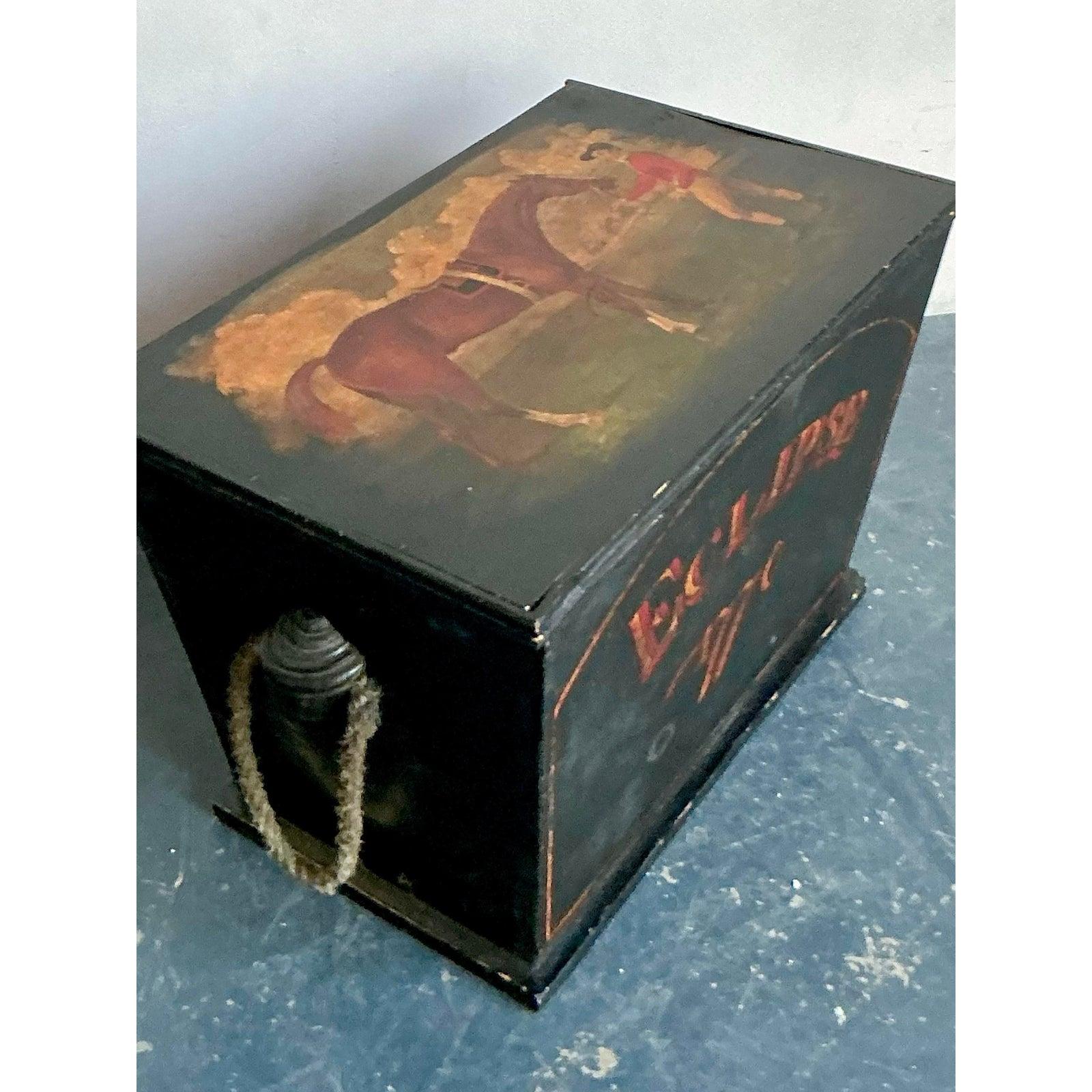 Vintage Boho English Eclipse 770 Wood Trunk In Good Condition For Sale In West Palm Beach, FL