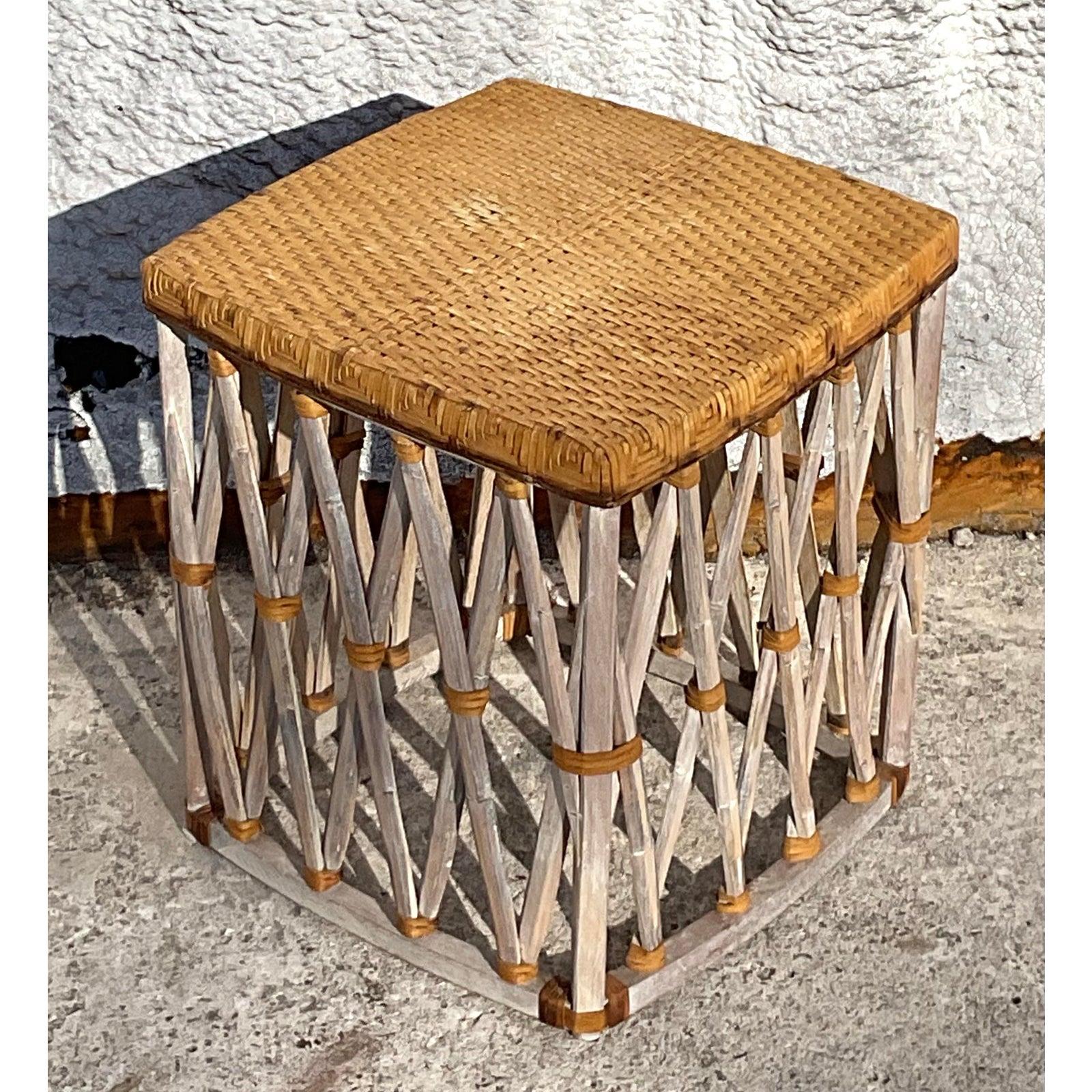 Rustique Tabouret bas vintage Boho Equipale en vente