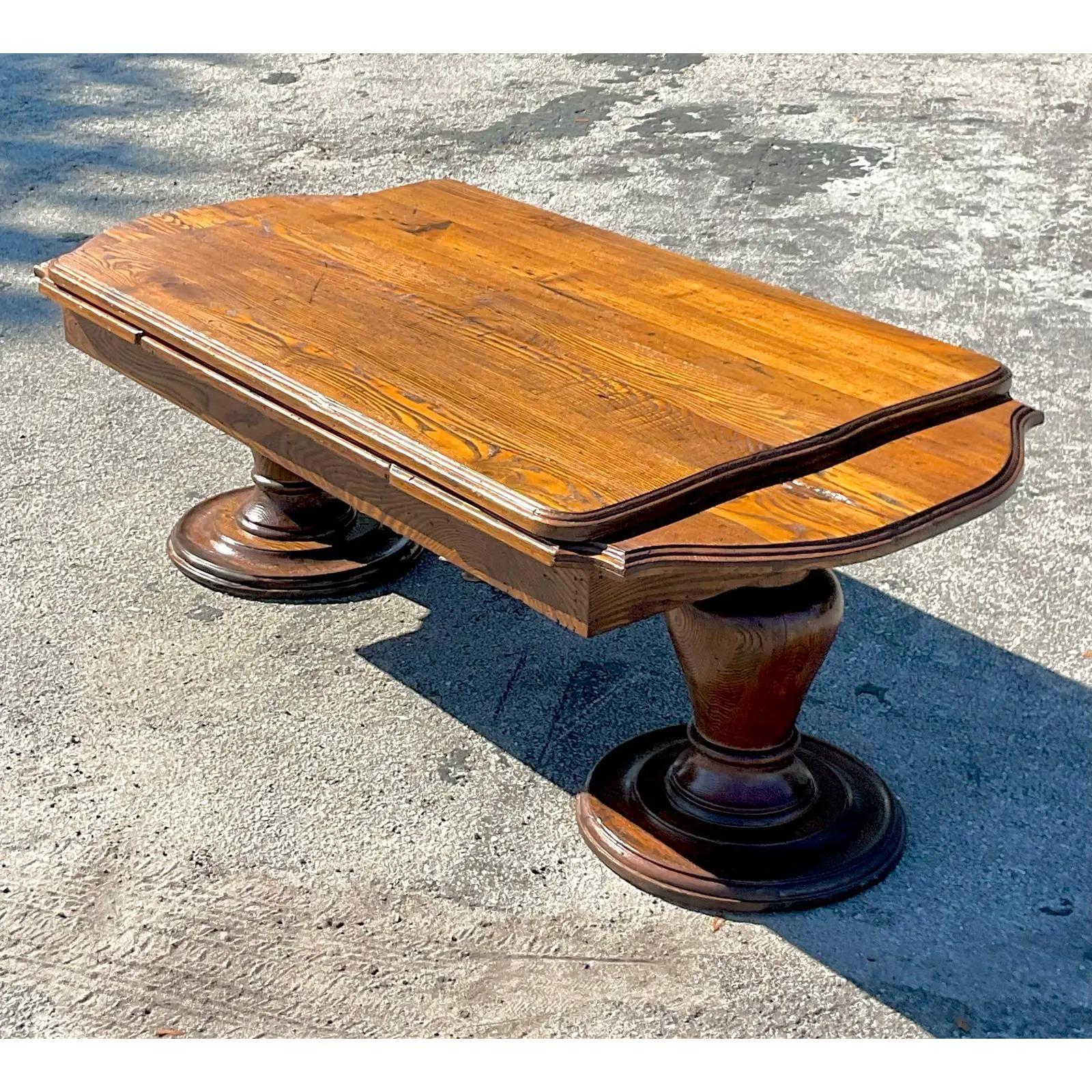 North American Vintage Boho Extendable Pine Coffee Table from the Estate of Lily Pulitzer For Sale