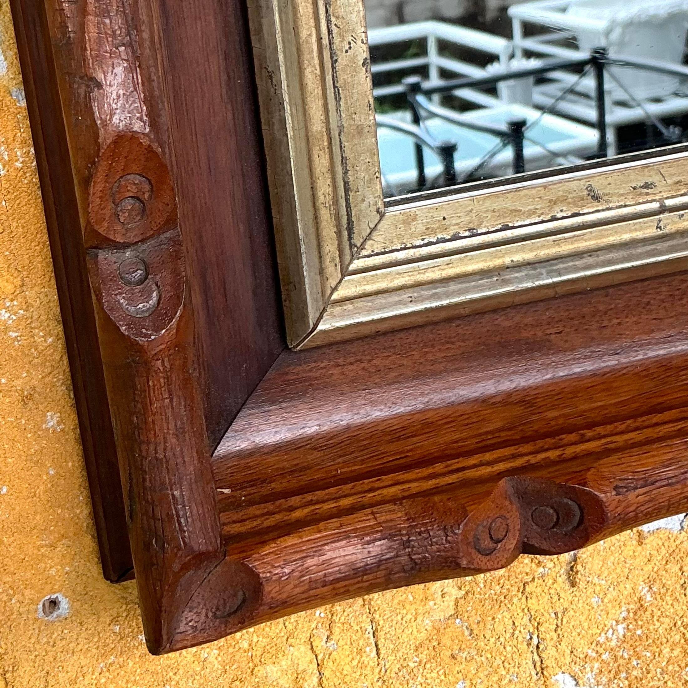 Américain Miroir vintage Boho Faux Bois sculpté en vente
