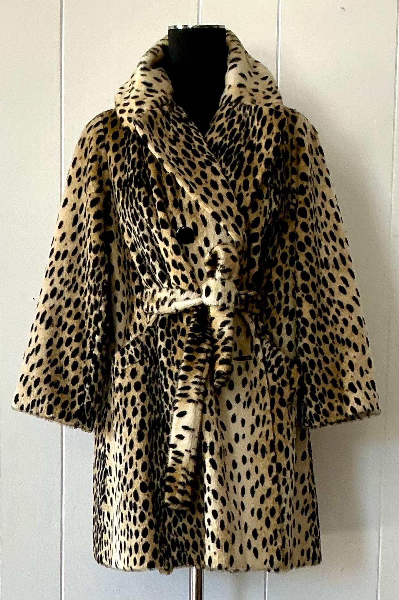 Vintage Boho Faux Fur Leopard Belted Coat For Sale 1