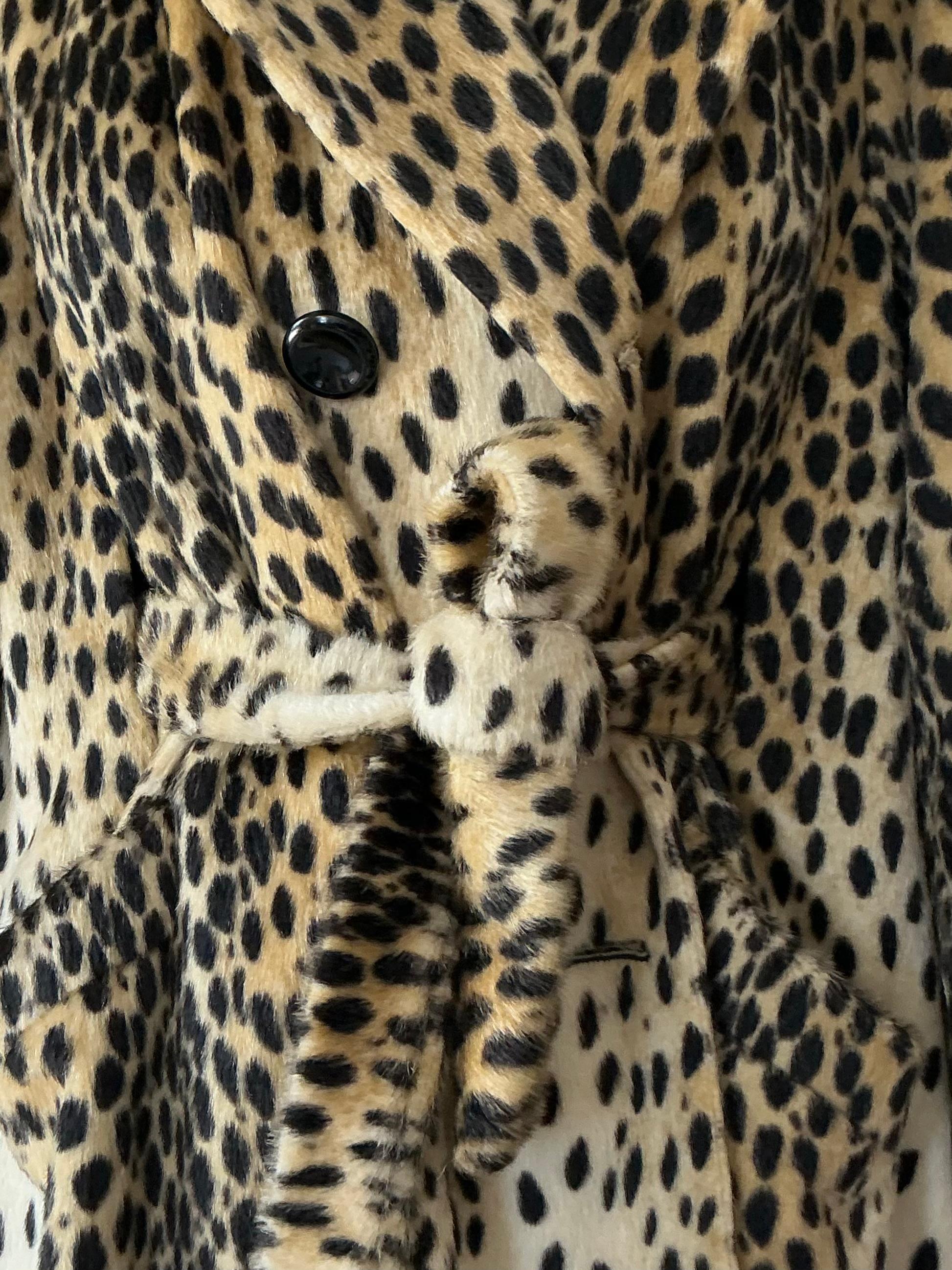 Vintage Boho Faux Fur Leopard Belted Coat For Sale 2