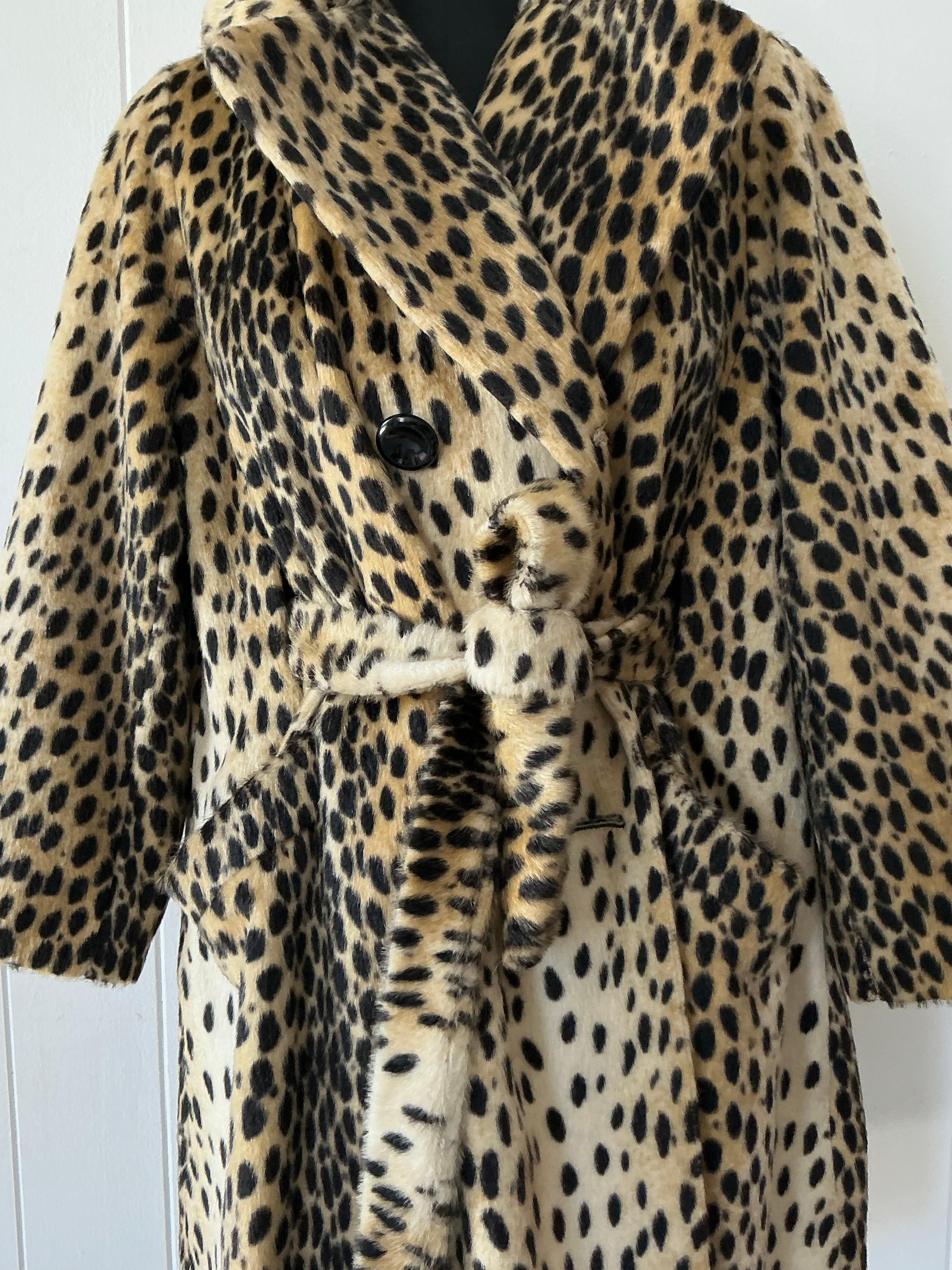 Vintage Boho Faux Fur Leopard Belted Coat For Sale 3