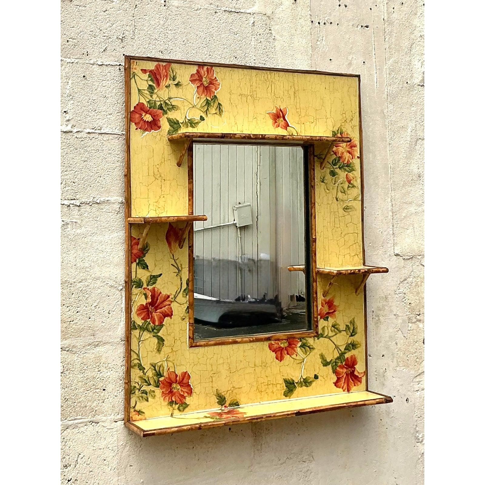 Ajoutez une touche fantaisiste et artistique à votre espace avec ce miroir floral flottant Boho vintage. Cette charmante pièce incarne le style bohème avec son miroir unique, apparemment 