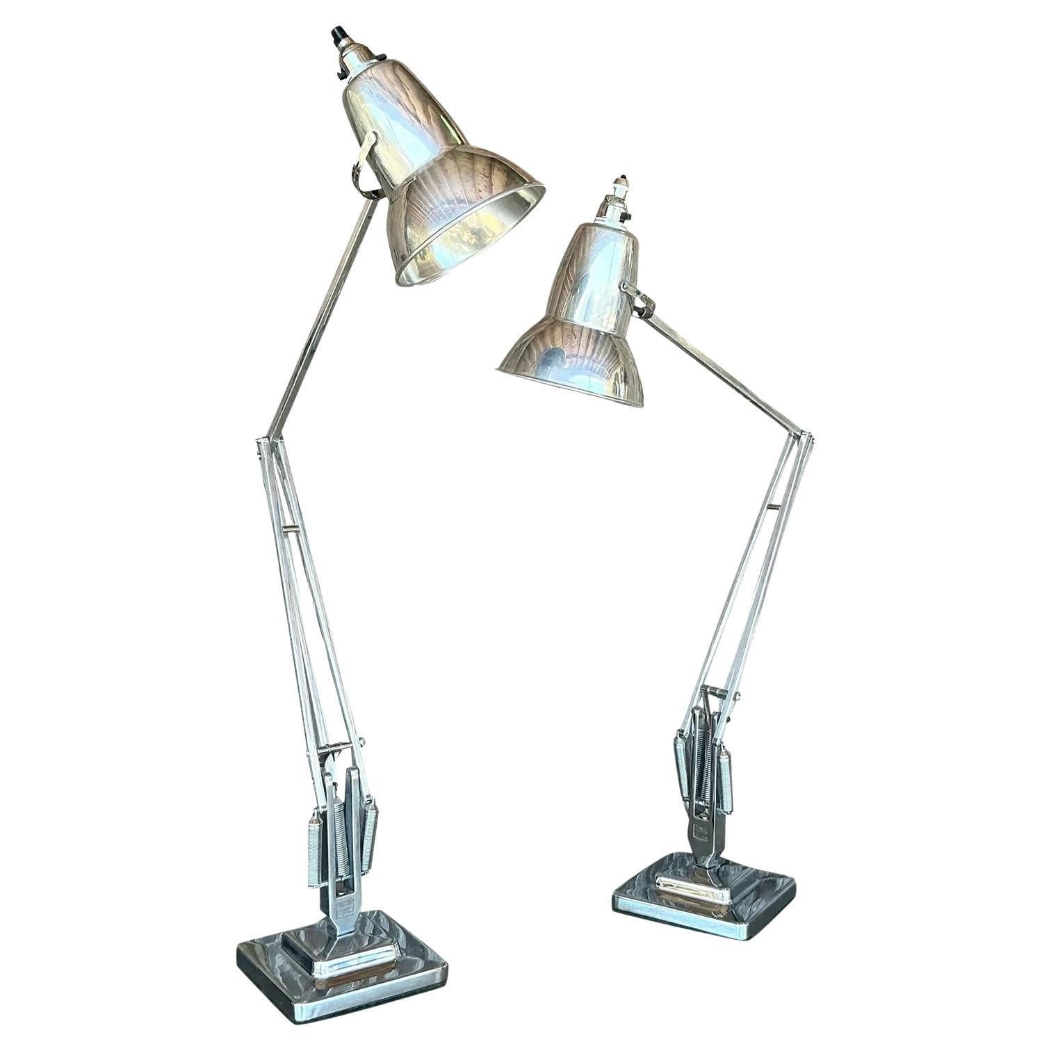 Vintage Boho George Carwardine für Herbert Terry Chrom-Lampen mit Gänseblümchenhalsausschnitt - A Pr