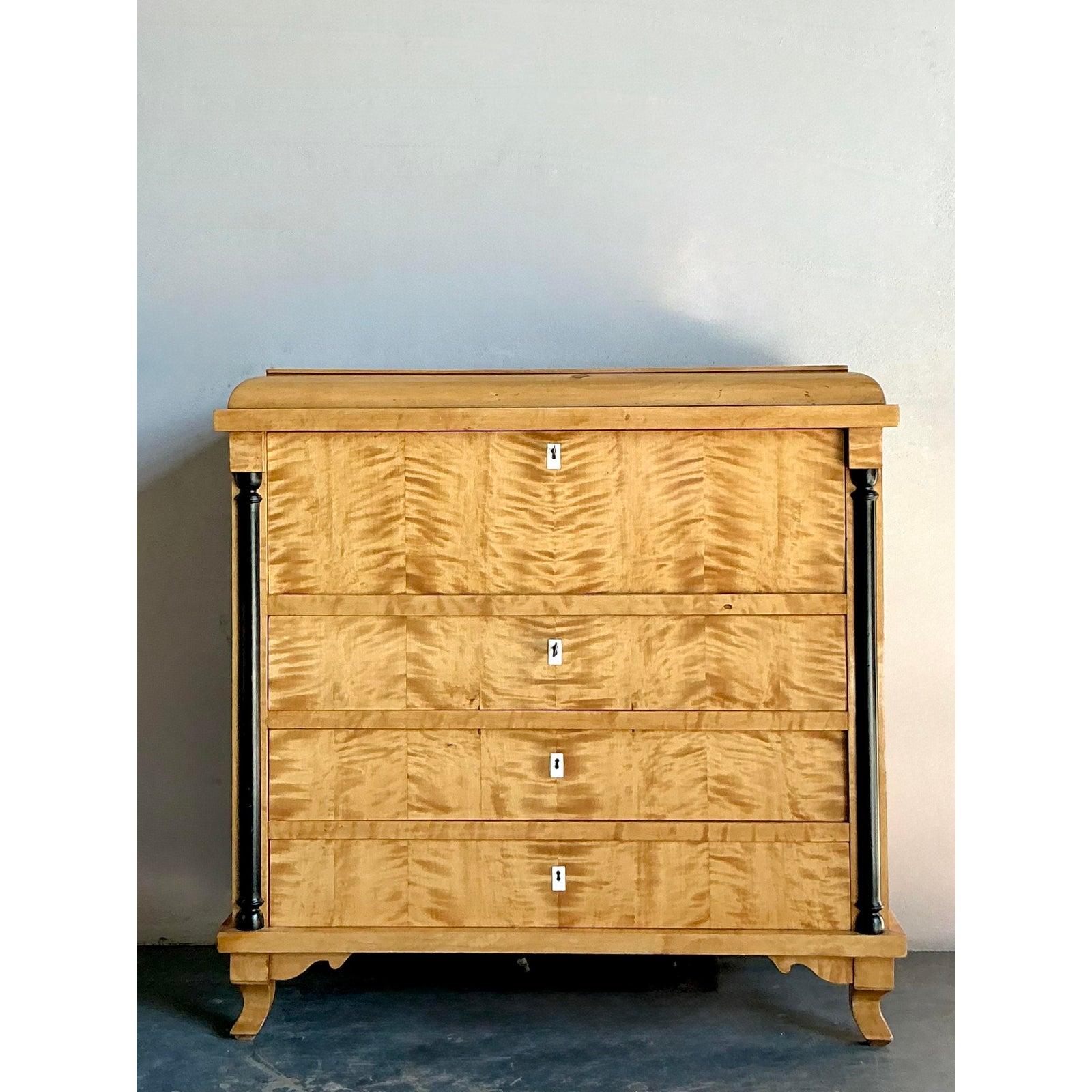 Vintage Boho Deutscher Biedermeier-Schreibtisch im Zustand „Gut“ im Angebot in West Palm Beach, FL