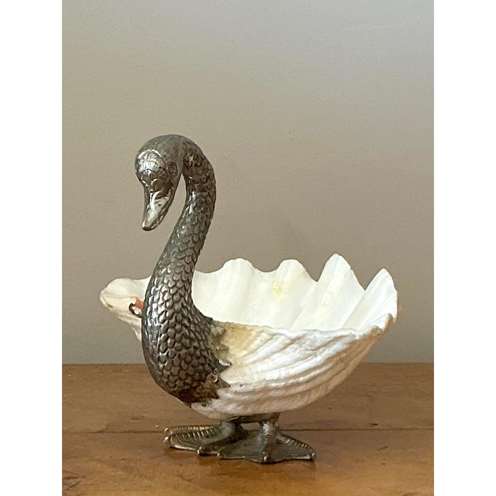 Ciotola gigante Boho con conchiglia di cigno dopo Gabriella Binazzi in vendita 1