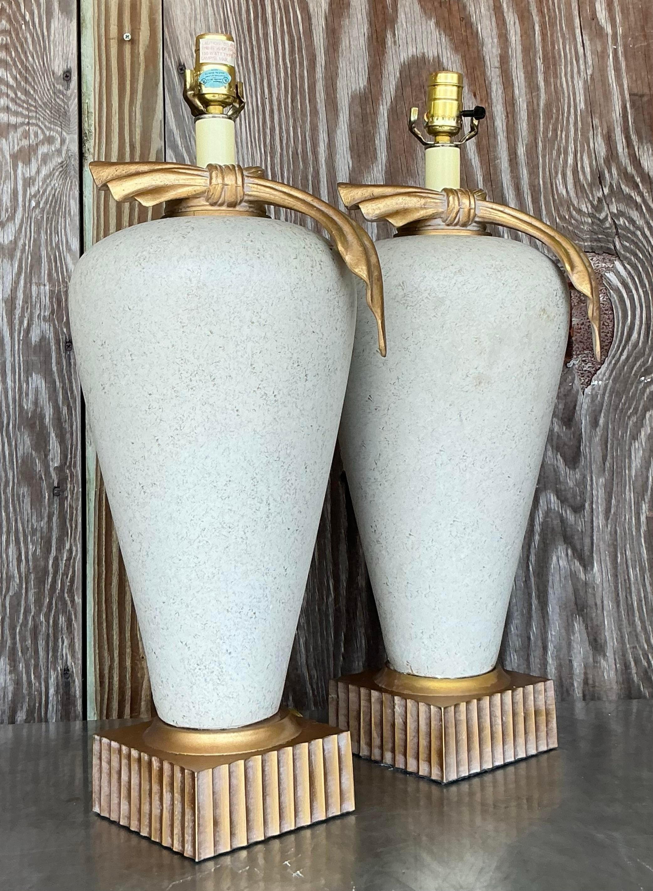 Lampade a fiocco dorate Boho d'epoca - una coppia In condizioni buone in vendita a west palm beach, FL