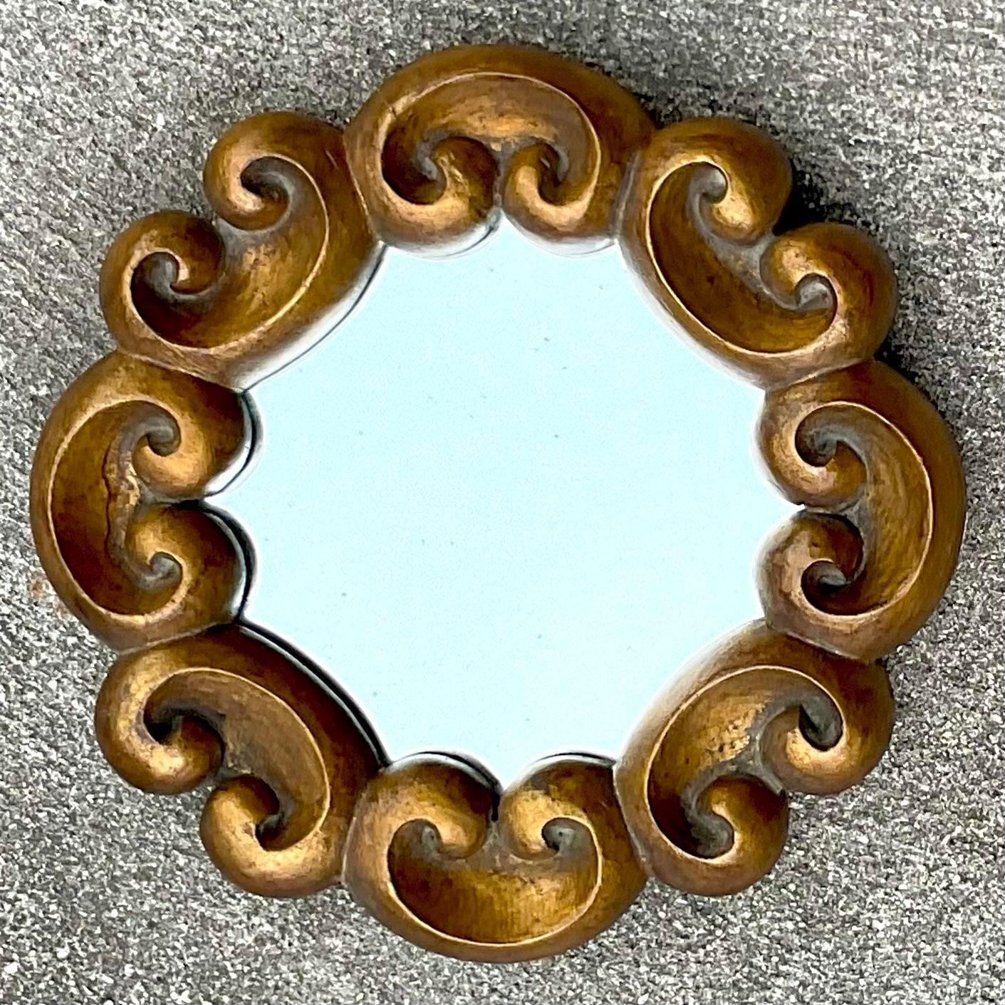 20ième siècle Miroir tourbillonnant Boho vintage doré en vente