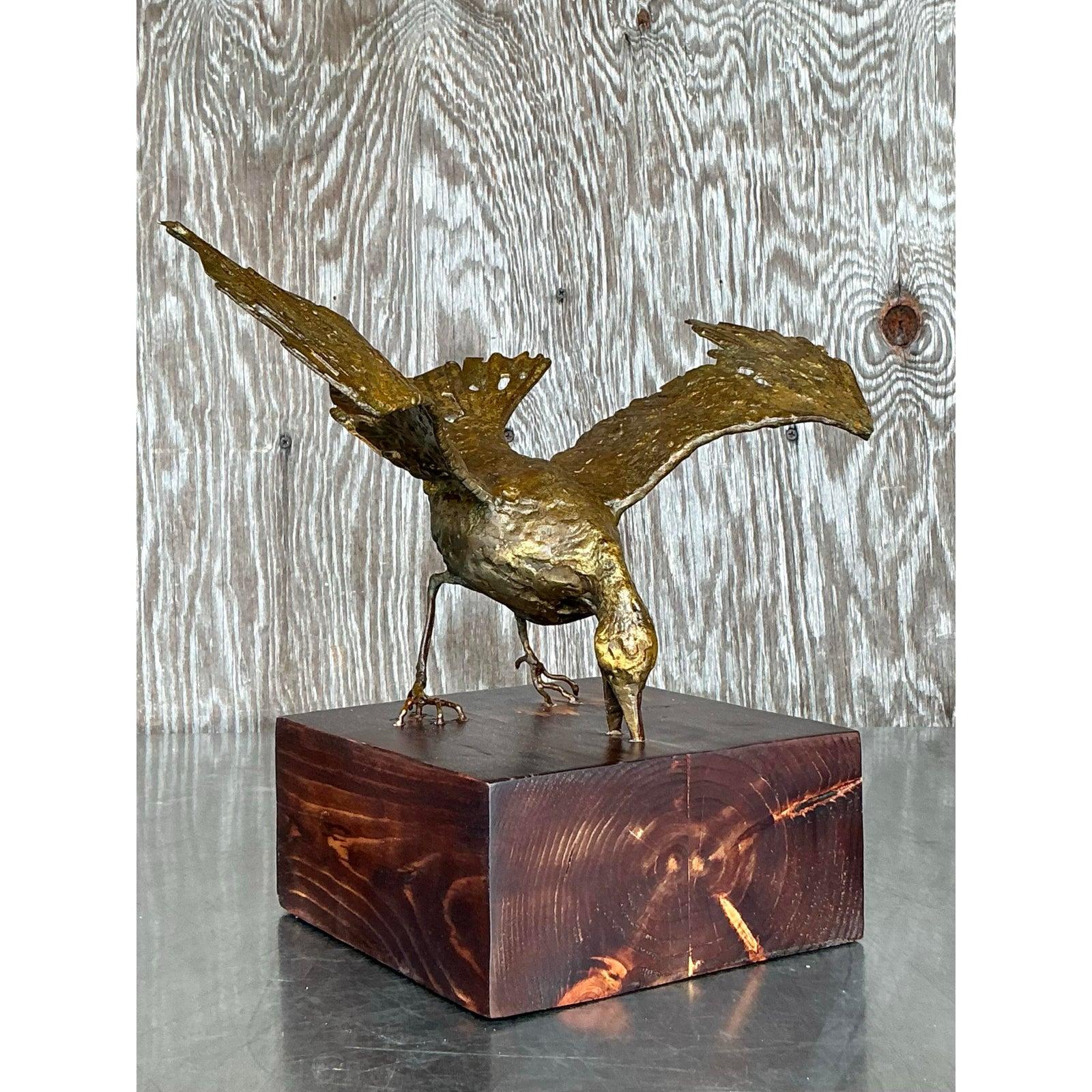 Rustique Sculpture d'oiseau Boho dorée à l'ancienne en vente