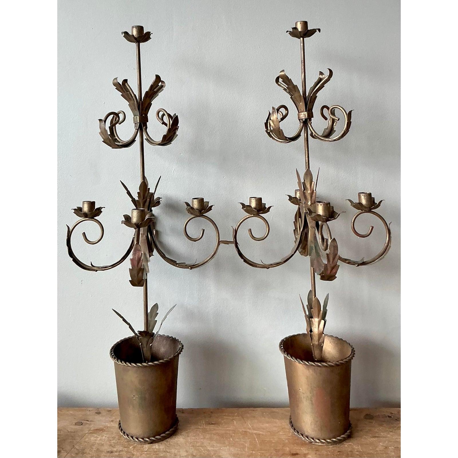 XX secolo Candelabri d'epoca con punta dorata - Una coppia in vendita