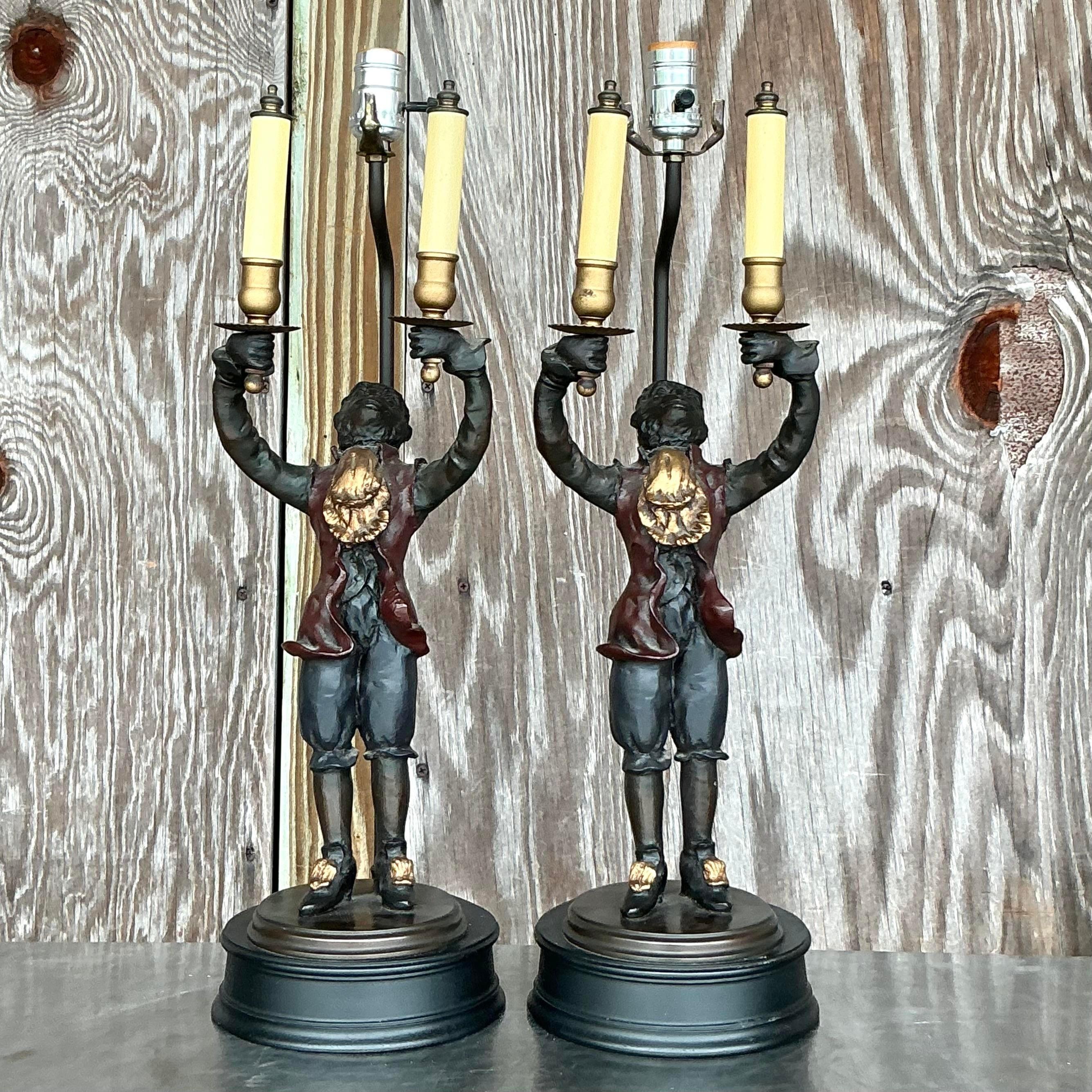 Métal Paire de lampes Boho en forme de singe à bouts dorés en vente