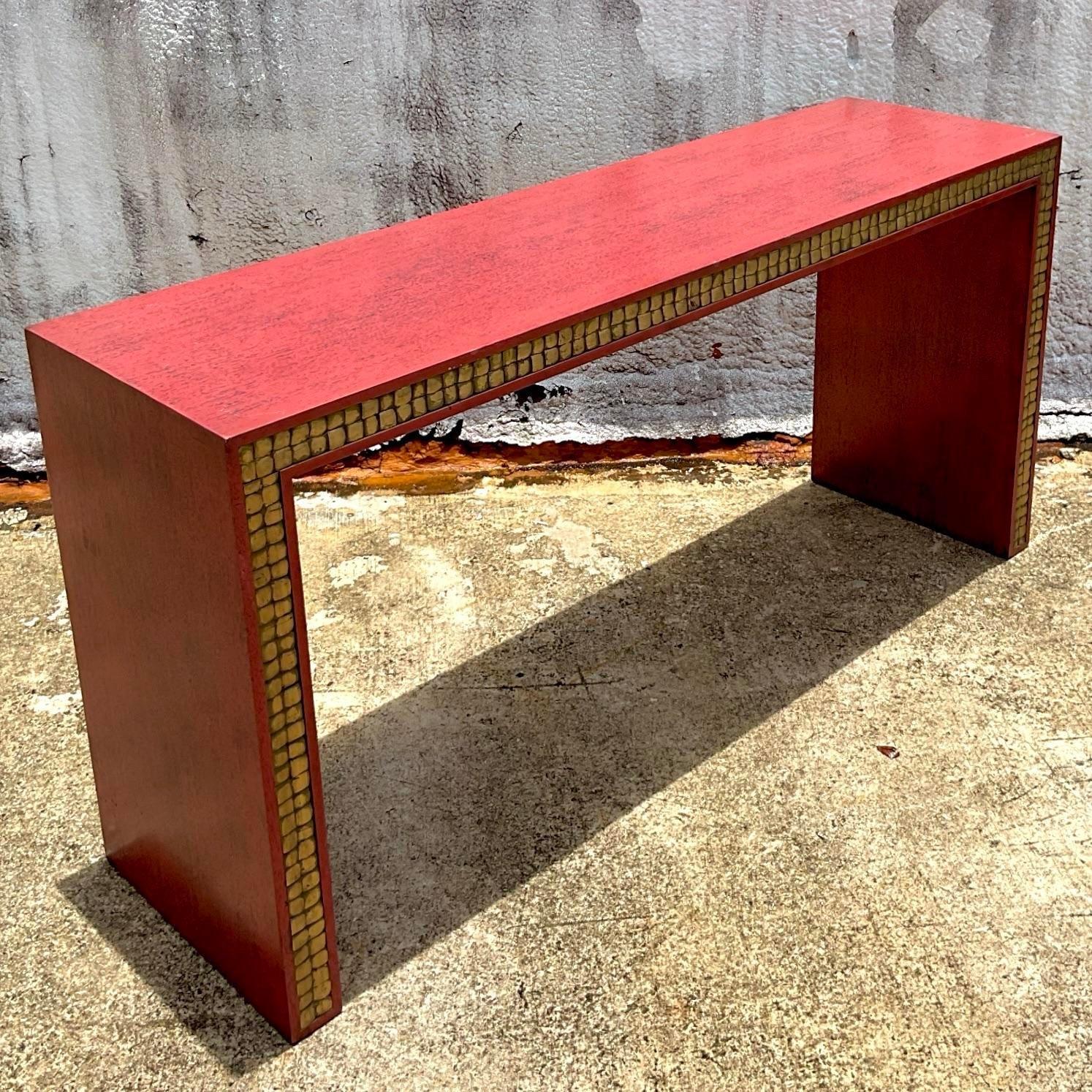 Vintage Boho Gilt Tipped Red Laquered Console Tabl en vente 1