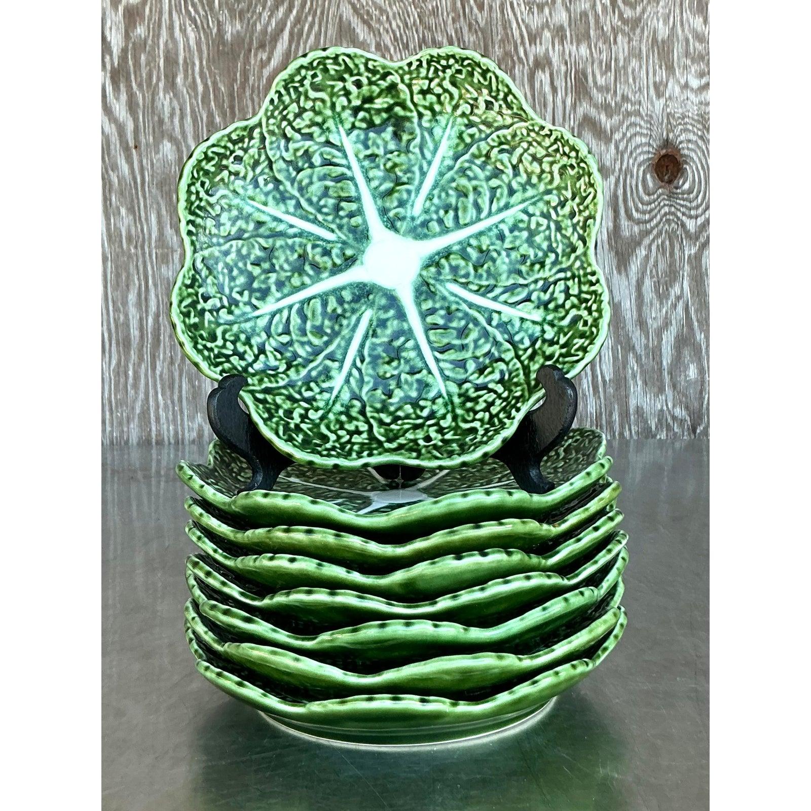 Assiettes à chou en céramique émaillée Boho - Lot de 8 Bon état - En vente à West Palm Beach, FL