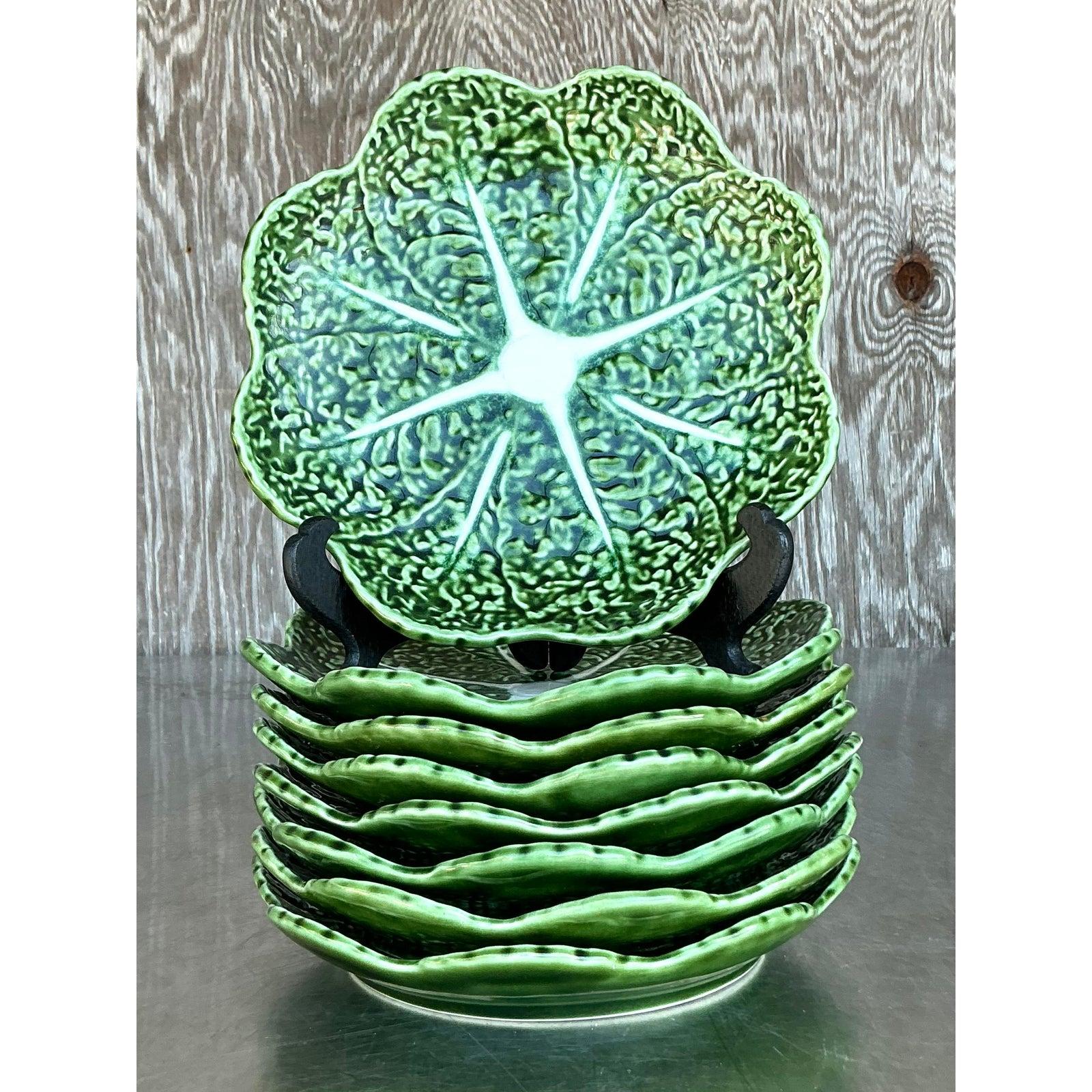 20ième siècle Assiettes à chou en céramique émaillée Boho - Lot de 8 en vente