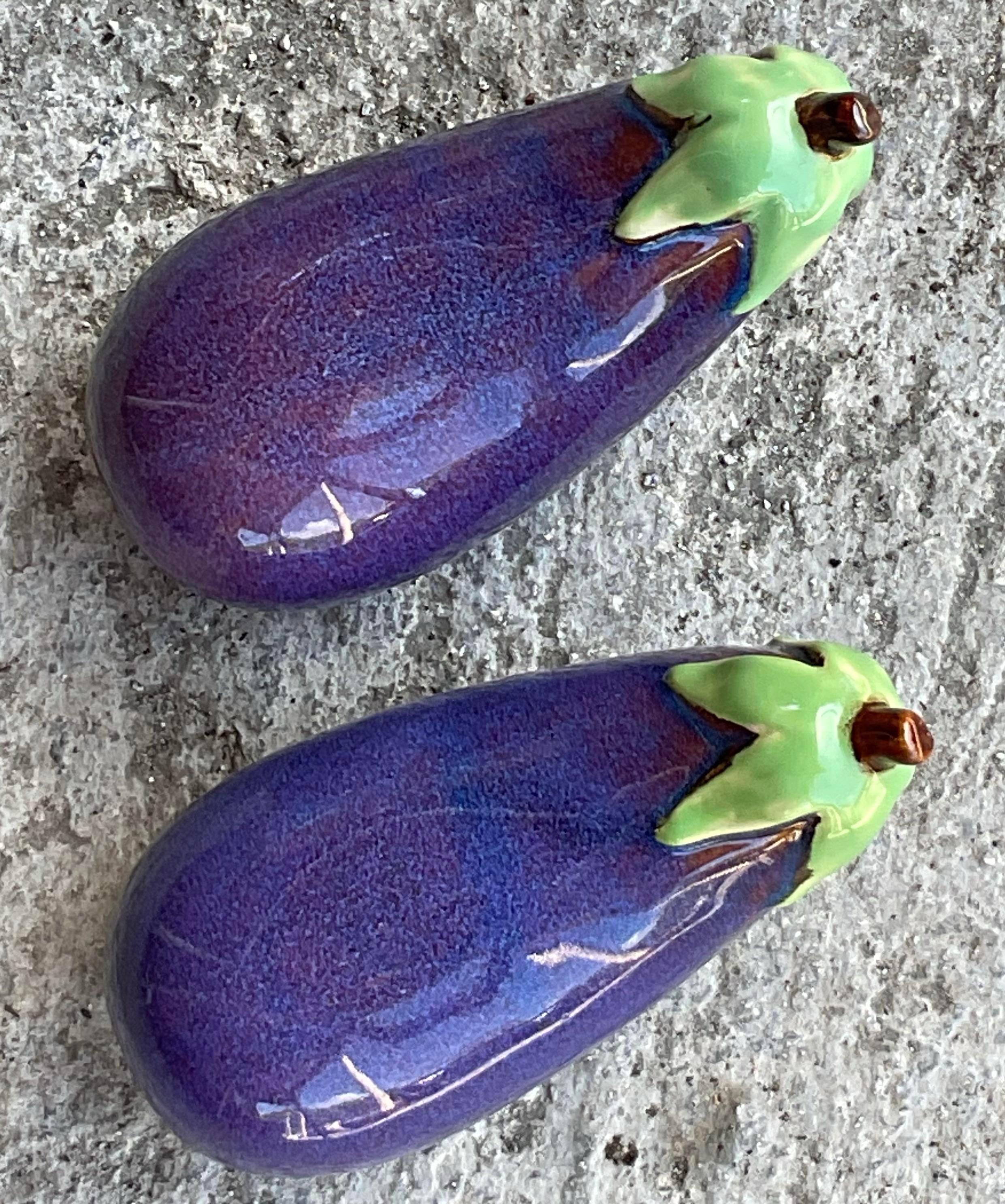XX secolo Melanzane vintage in ceramica smaltata Boho - una coppia in vendita