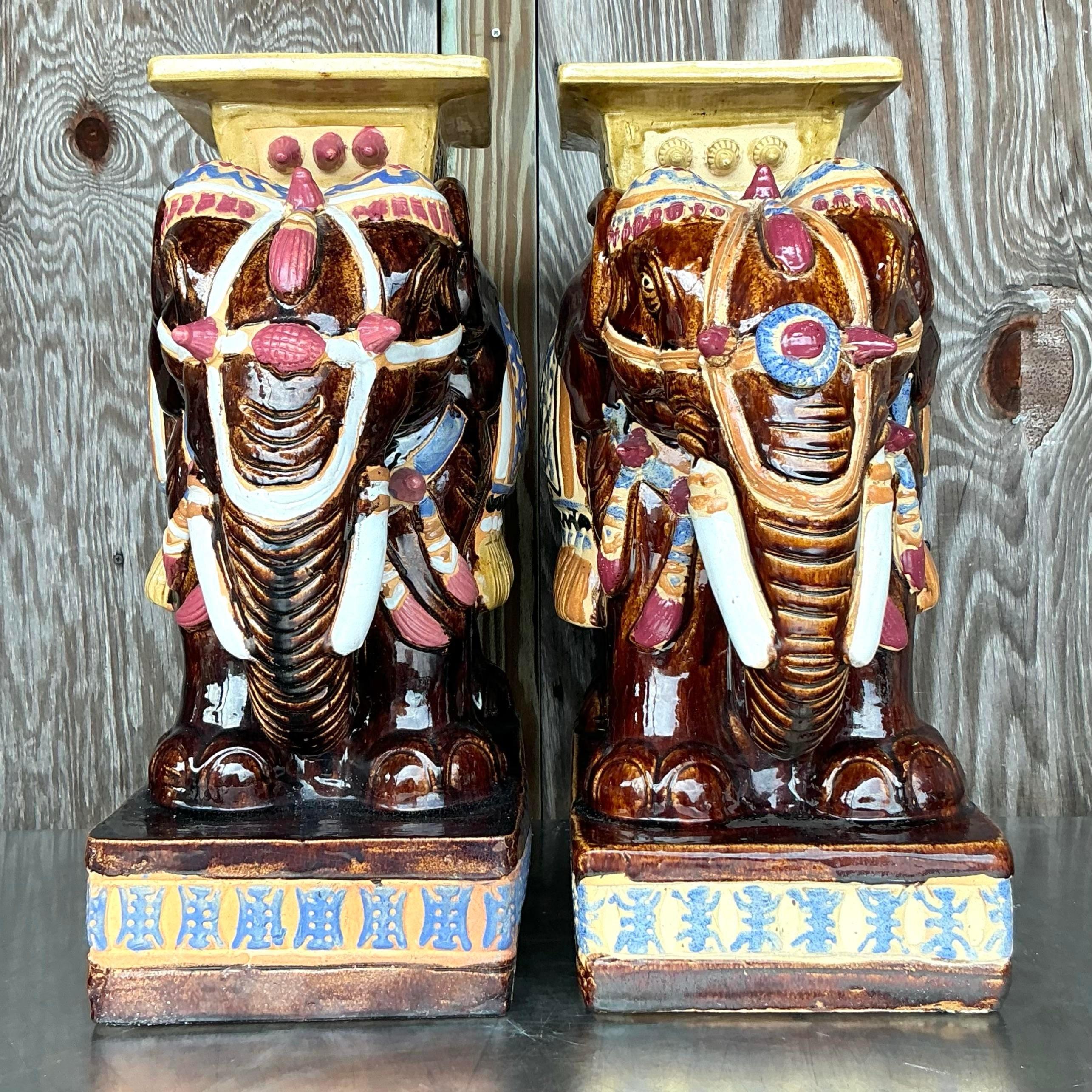 Paire de tabourets bas éléphants en céramique émaillée Boho Vintage en vente 2