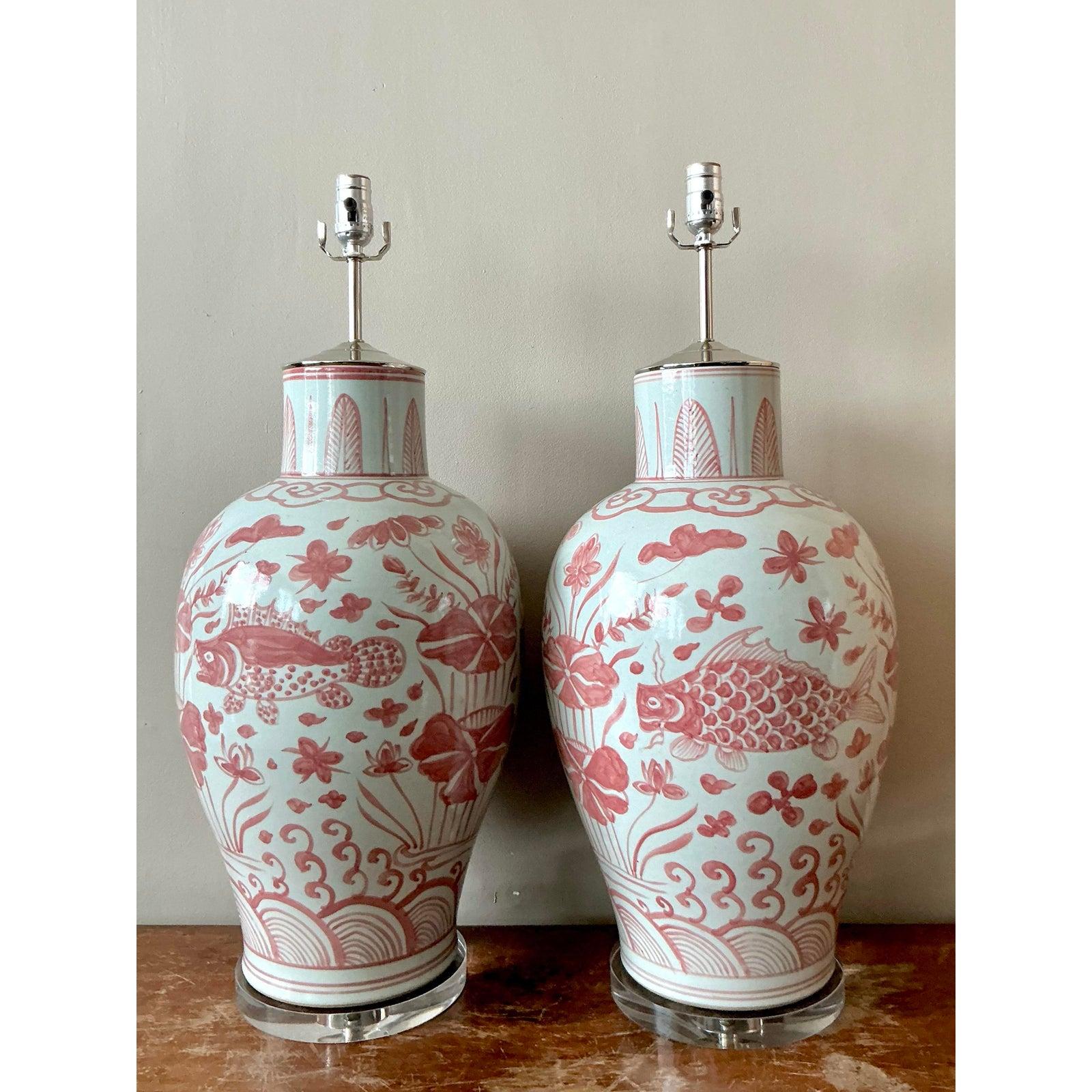 Cineserie Lampade a forma di pesce in ceramica smaltata vintage Boho - Una coppia in vendita