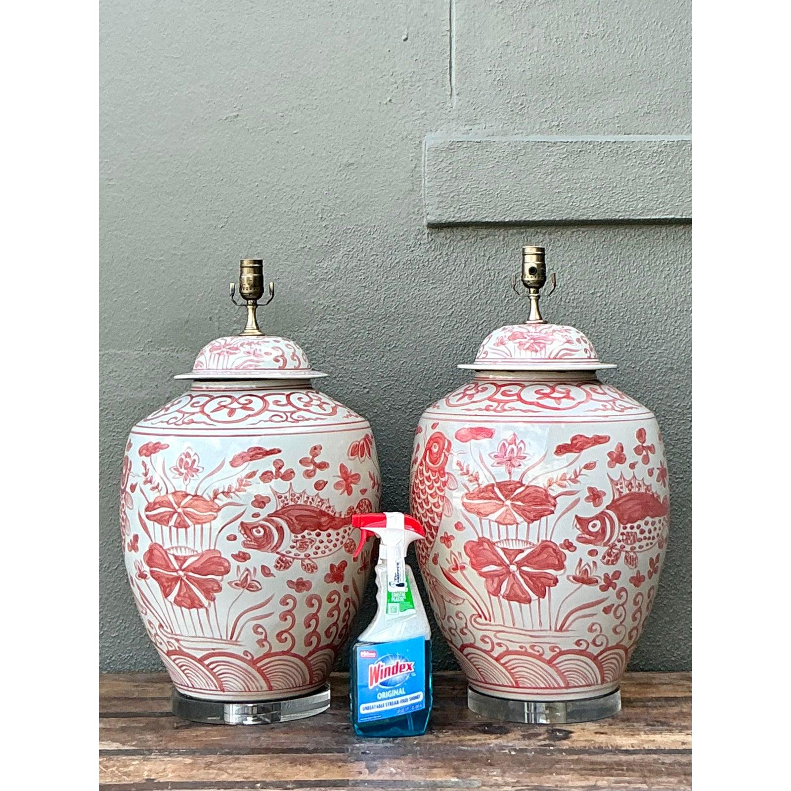 Vintage Boho glasierte keramische Fischlampen - ein Paar (Chinesisch) im Angebot