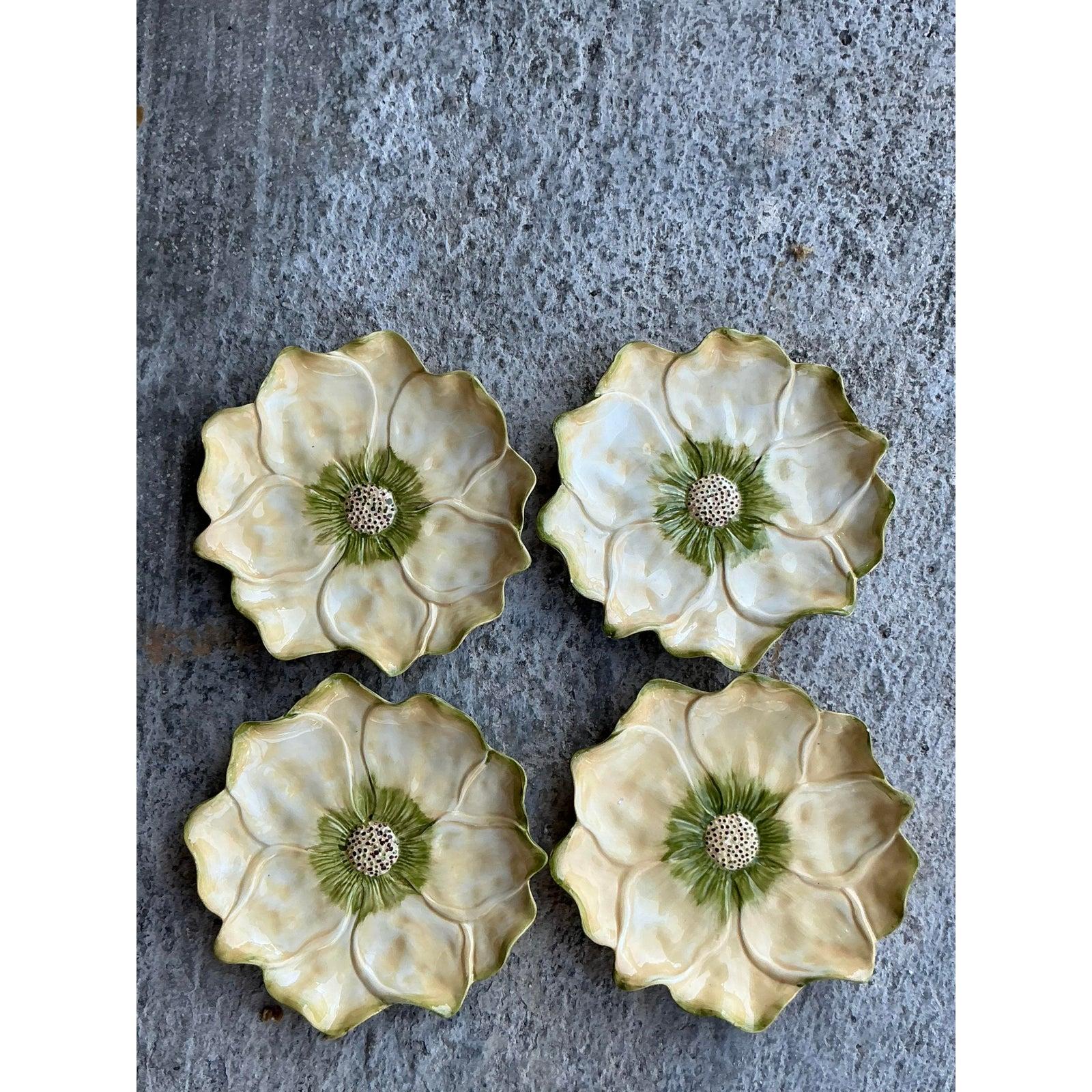 Chinois Assiettes à fleurs vintage Boho en céramique émaillée - Lot de 4 en vente