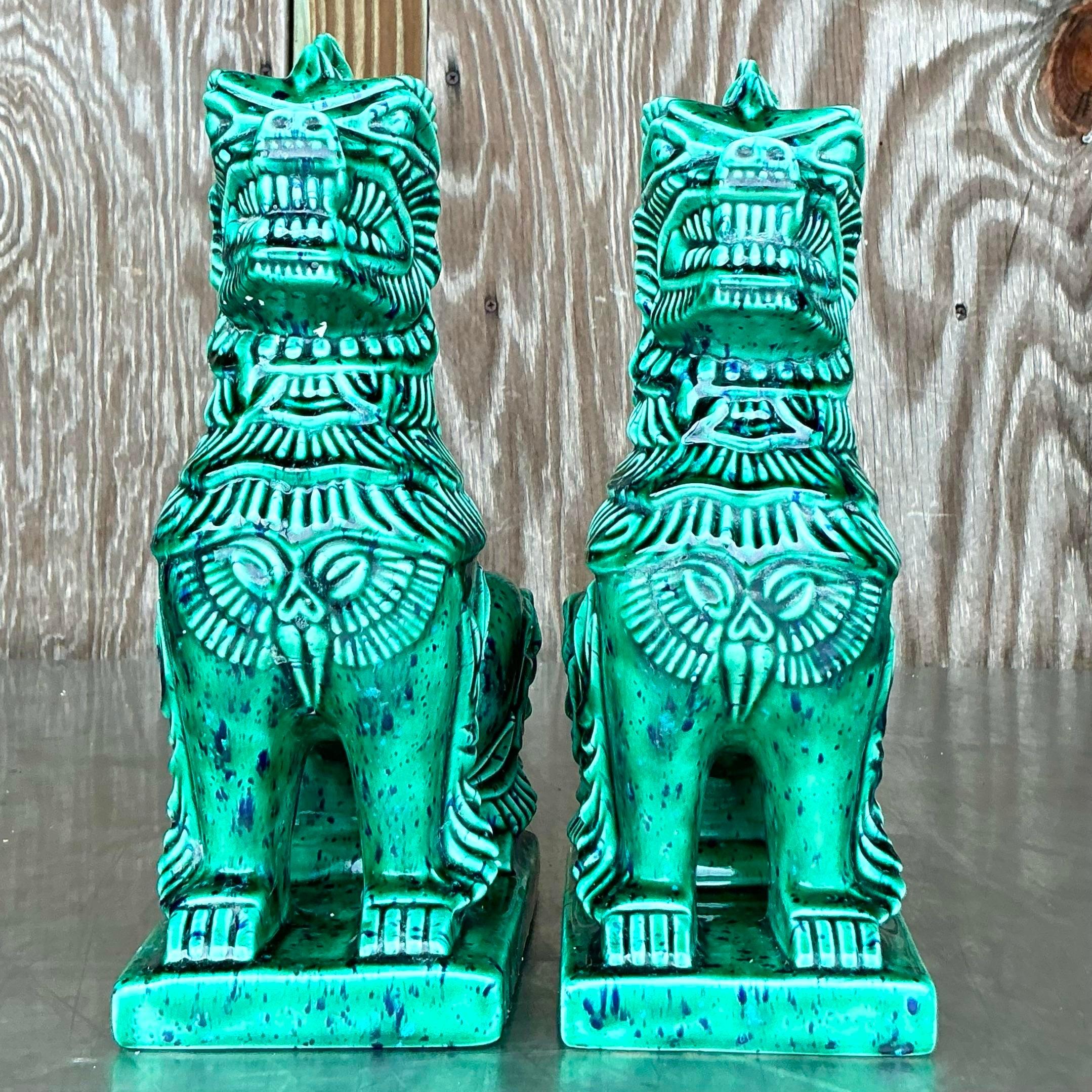 Cani Foo in ceramica smaltata Boho vintage - una coppia In condizioni buone in vendita a west palm beach, FL