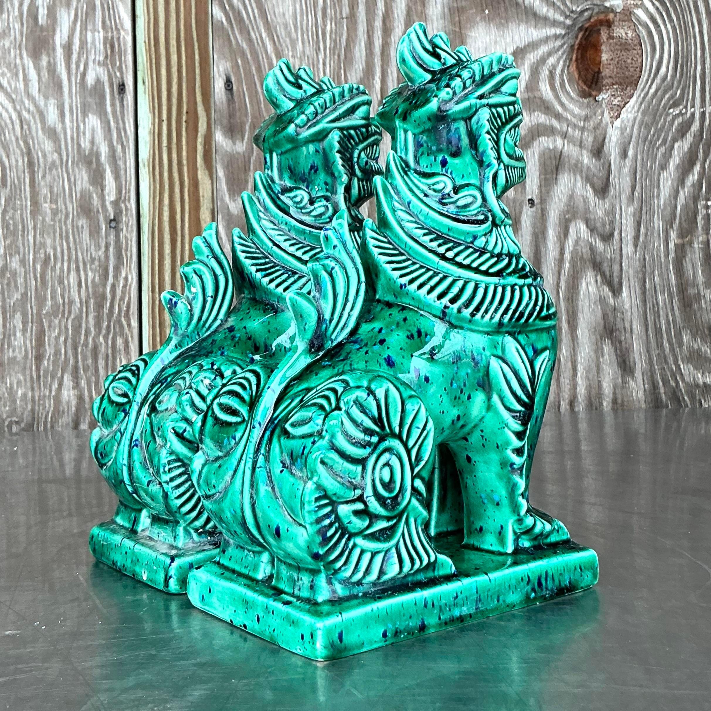 Ceramica Cani Foo in ceramica smaltata Boho vintage - una coppia in vendita