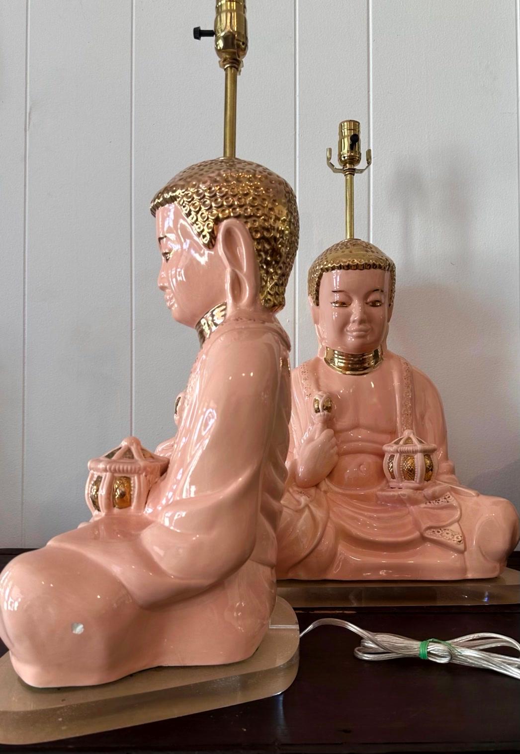 Mid-Century Modern Paire de lampes bouddha en céramique émaillée et dorée de style boho en vente