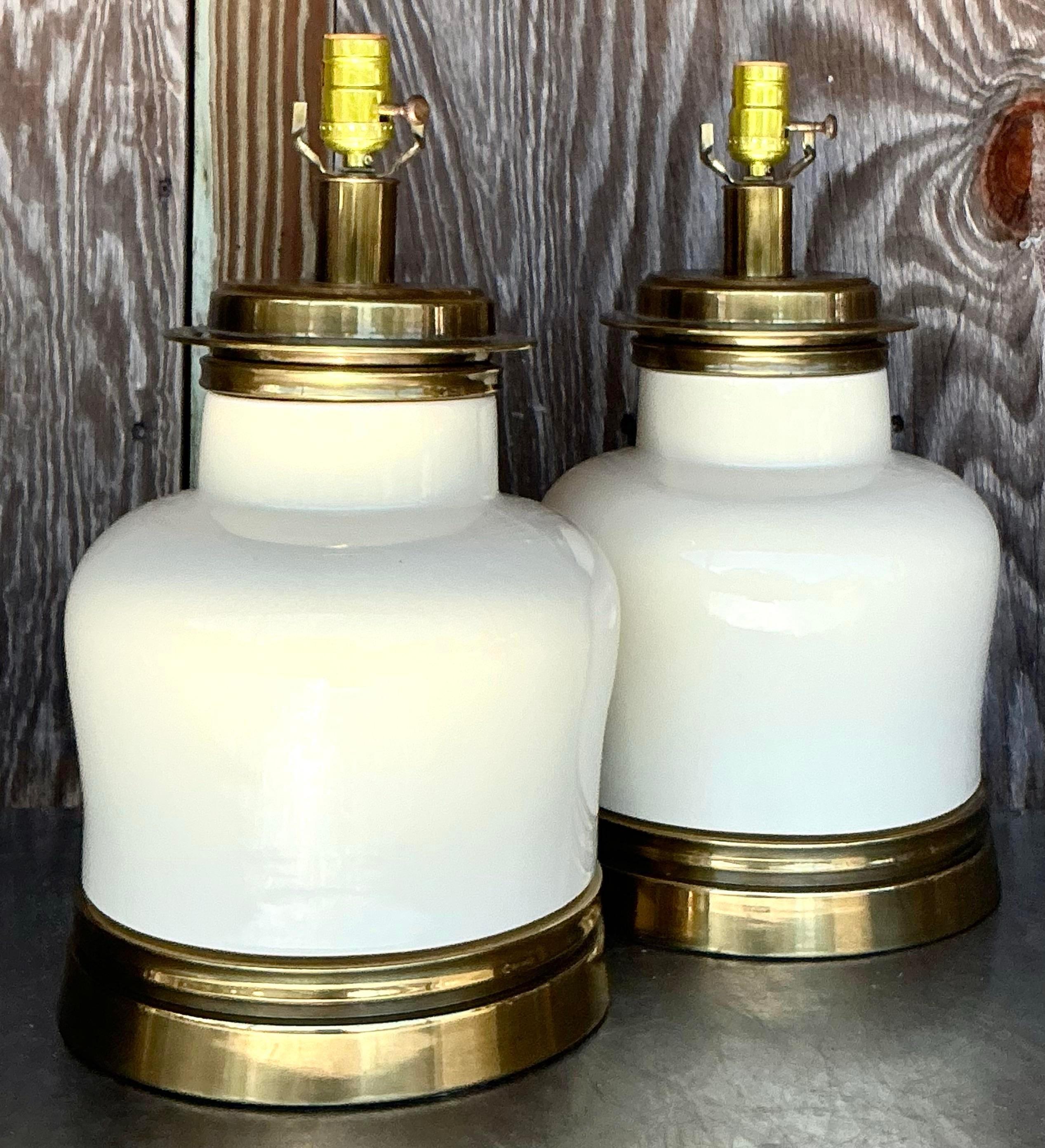 Paire de lampes bohème vintage en céramique émaillée d'après Chapman Bon état - En vente à west palm beach, FL
