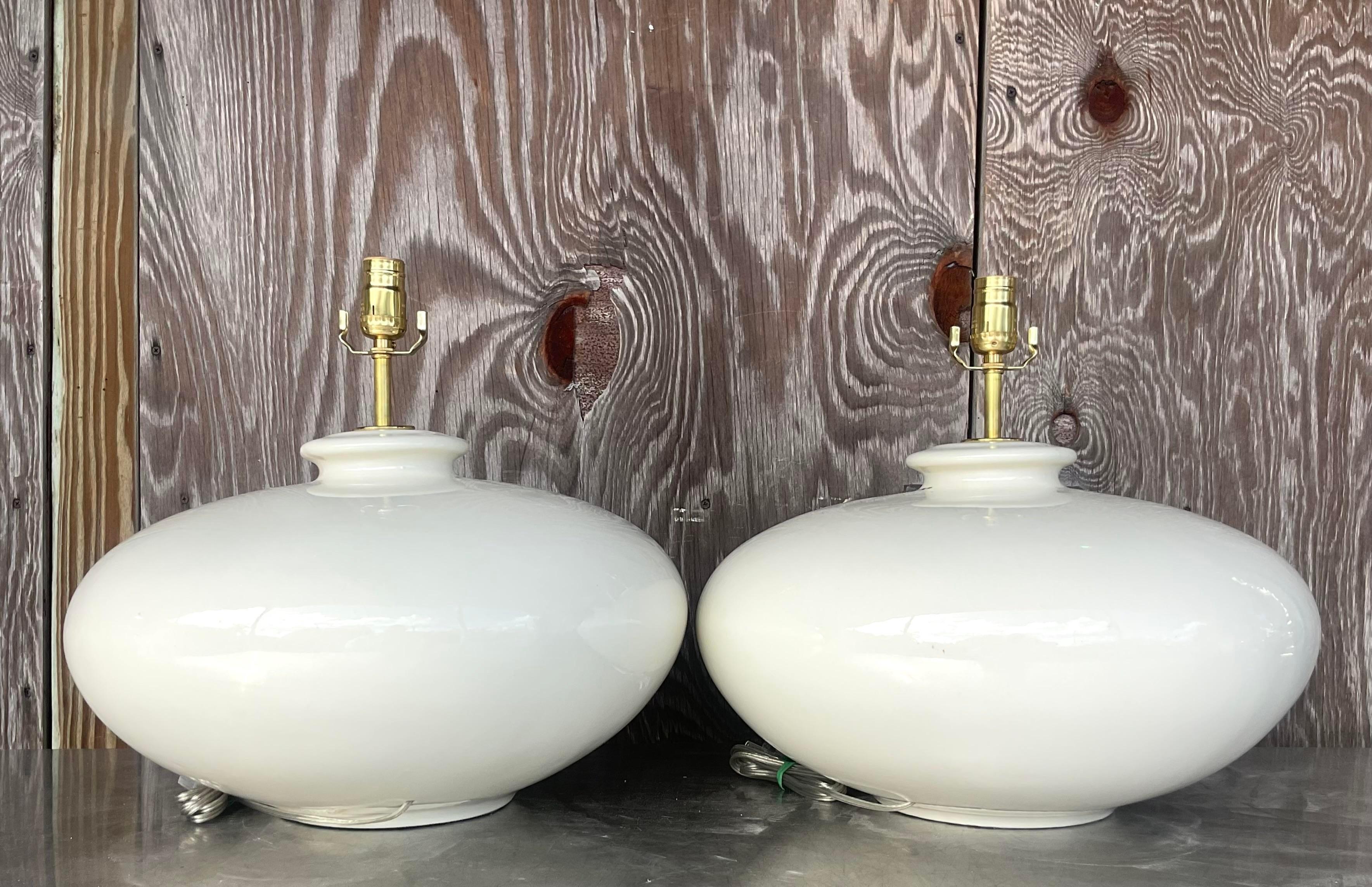 Américain Paire de lampes vintage Boho en céramique émaillée - une paire en vente