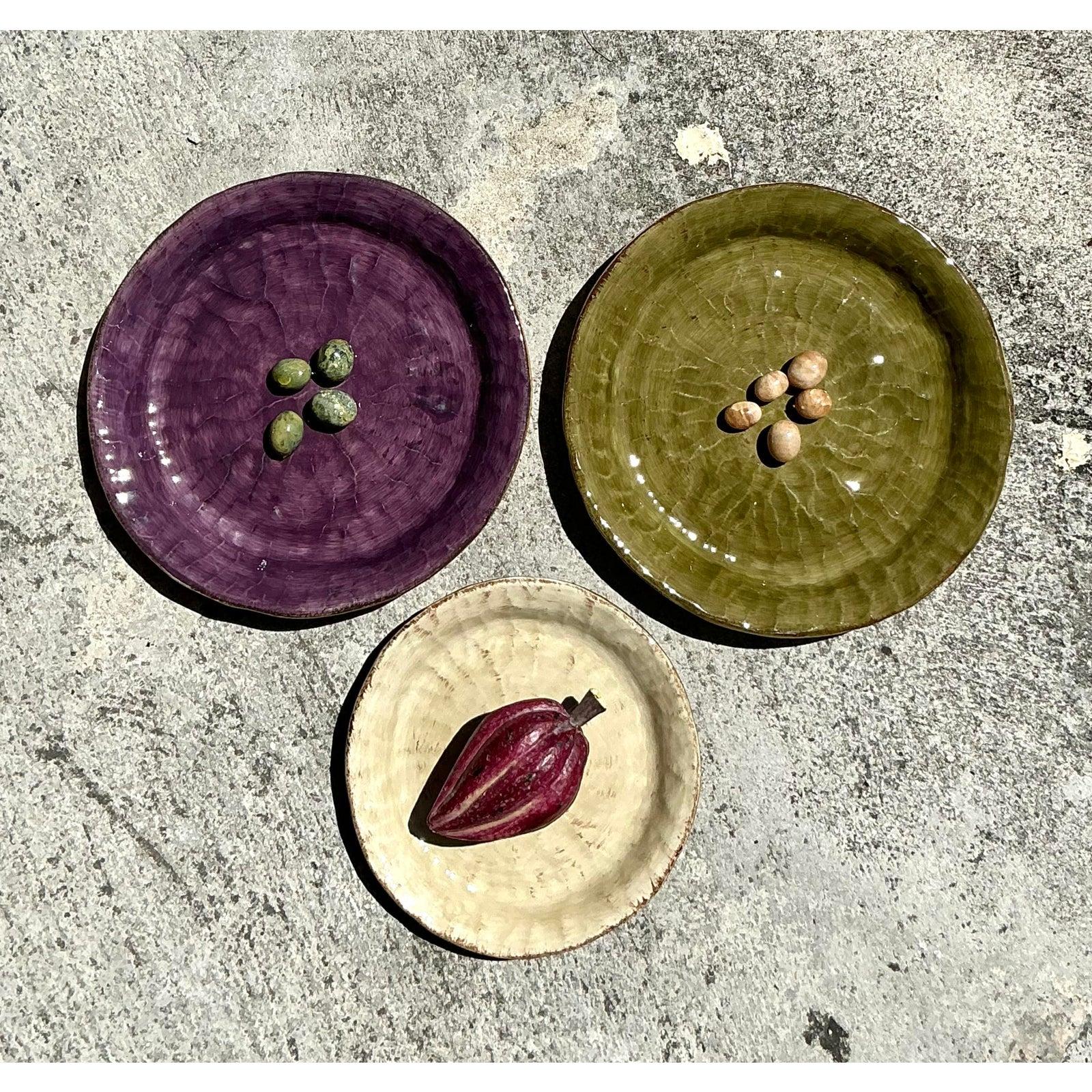 20ième siècle Assiettes à olives vintage en céramique émaillée style Boho - Lot de 3 en vente