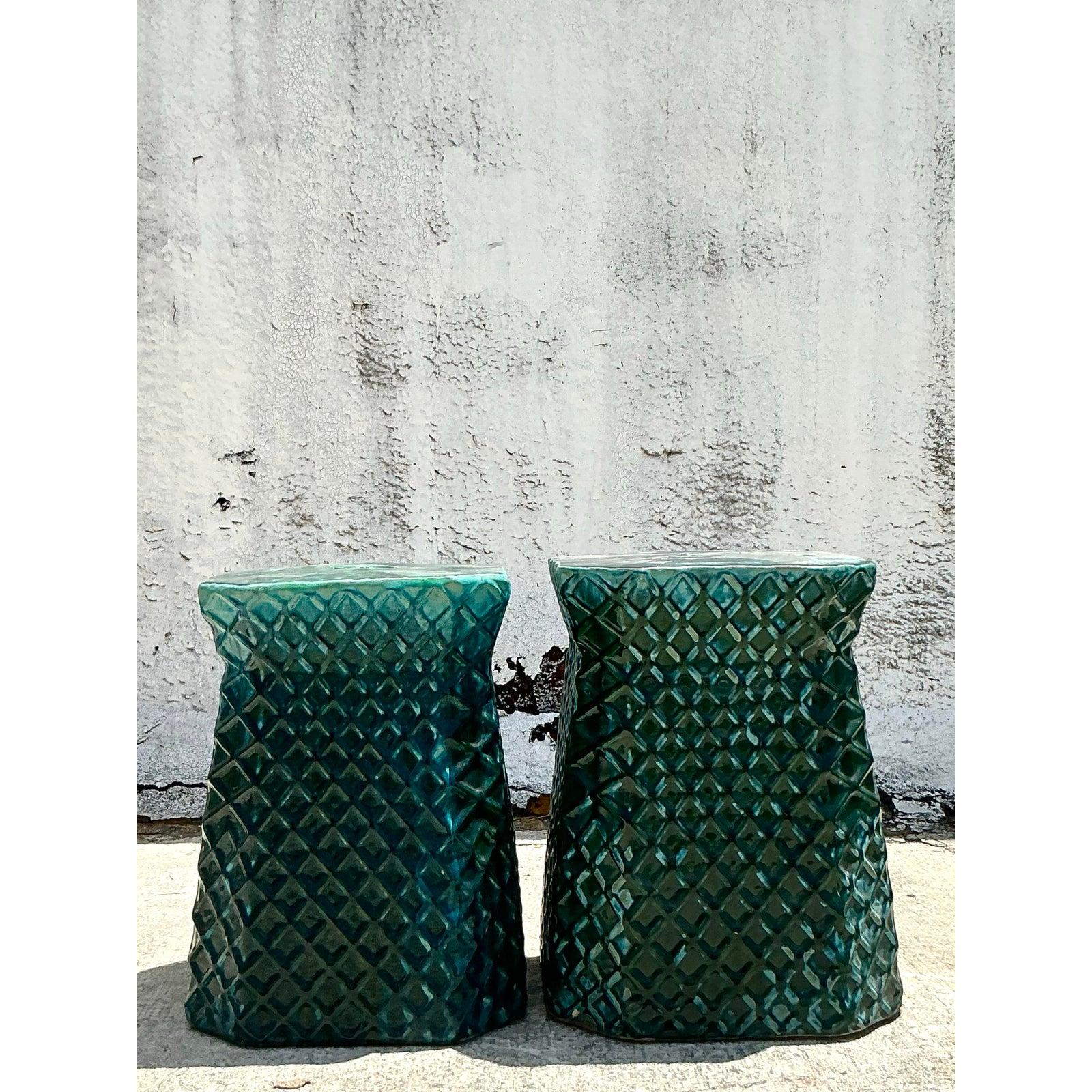 Céramique Tabourets bas Vintage Boho en céramique émaillée Trellis - une paire en vente