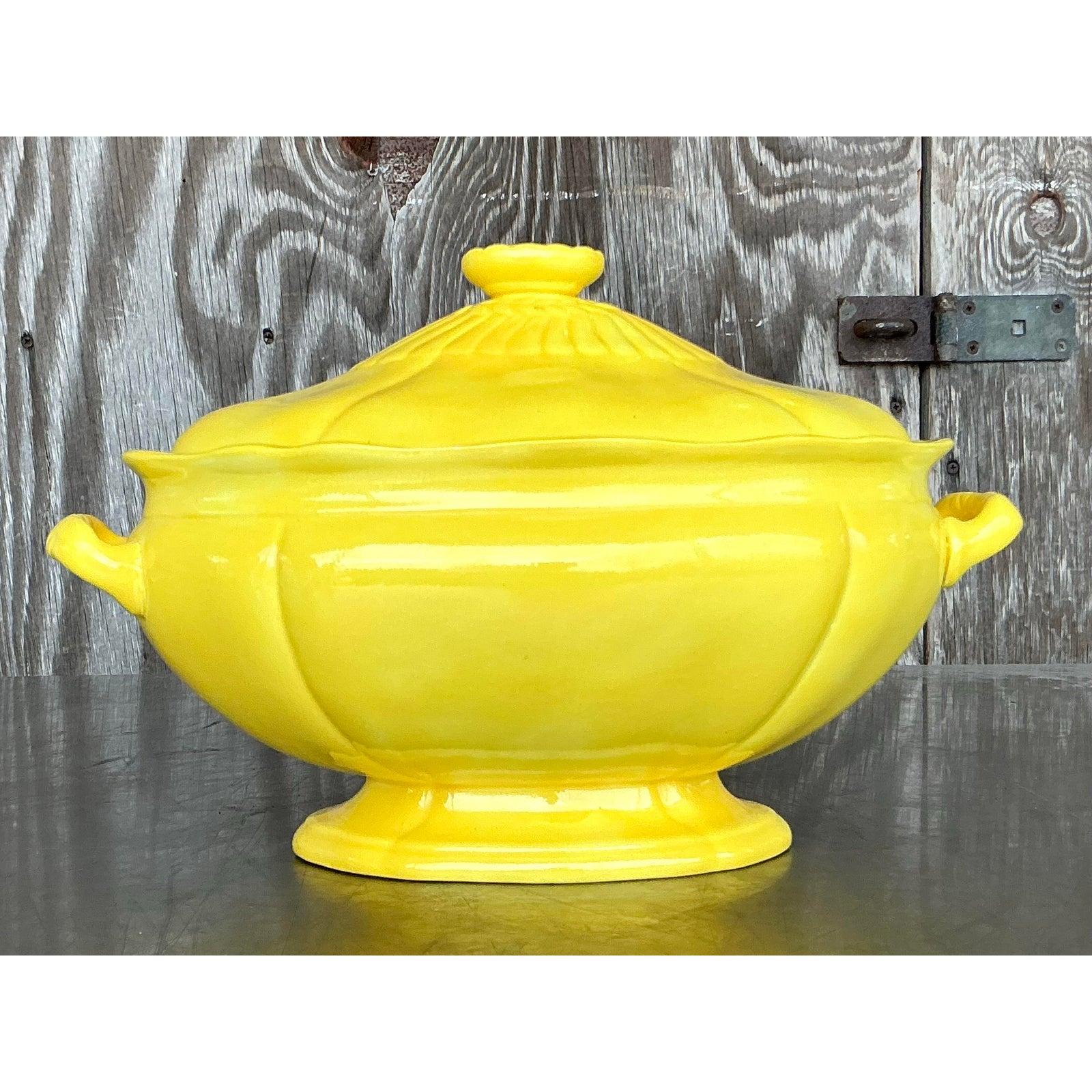 XX secolo Zuppiera in ceramica smaltata Vintage By in vendita