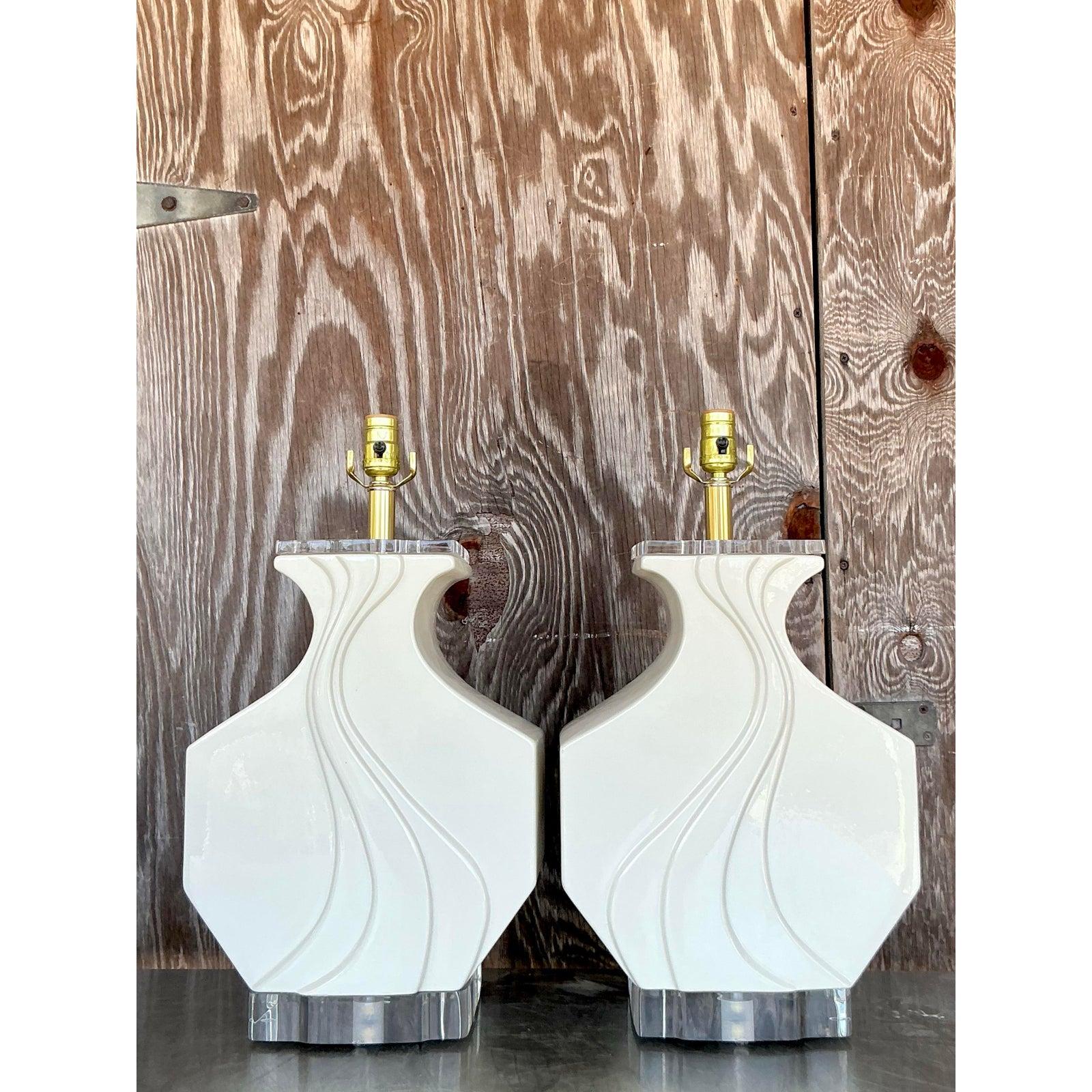 Américain Paire de lampes vintage Boho en céramique émaillée à vagues en vente