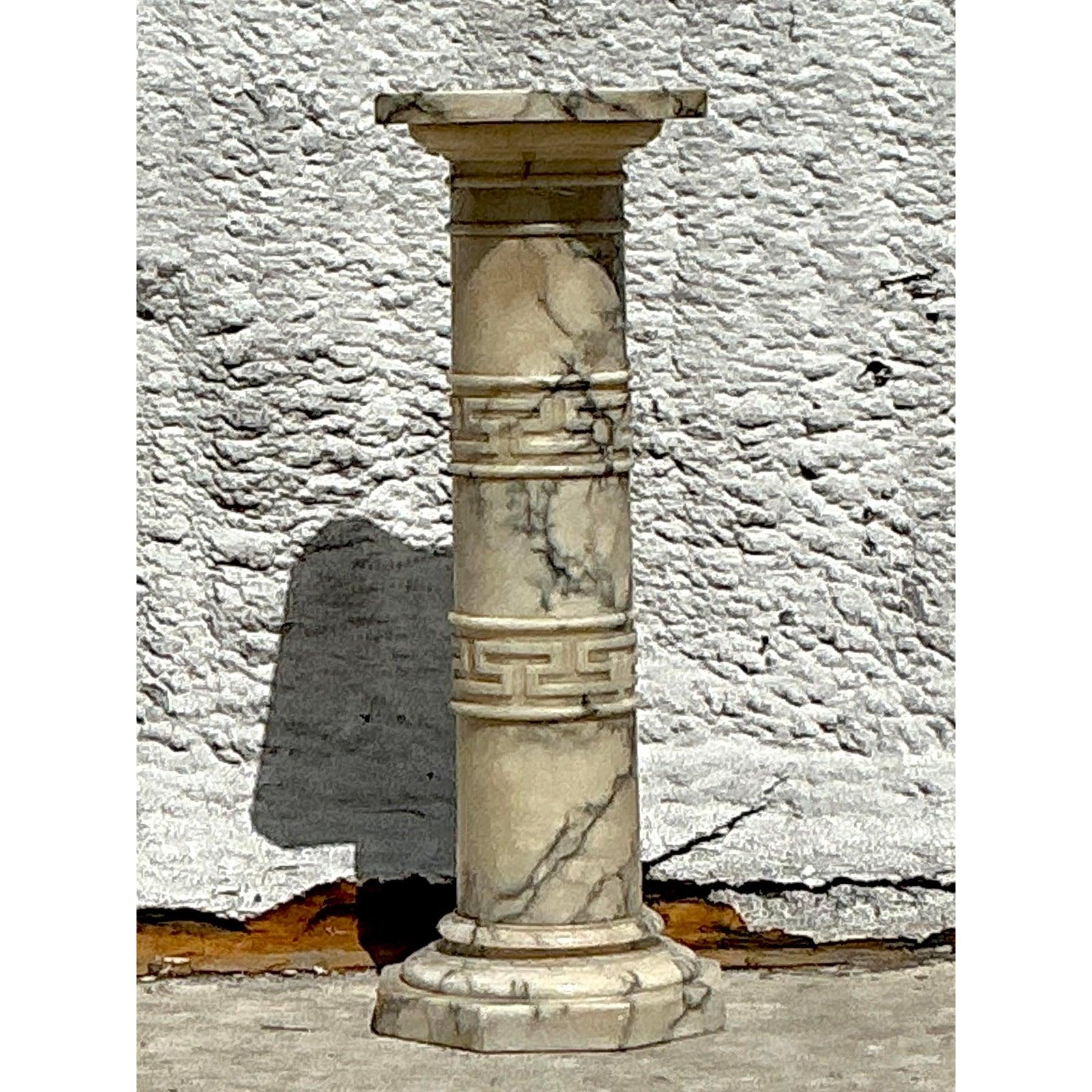 Vintage Boho Griechischer Schlüssel-Marmorsockel im Angebot 1